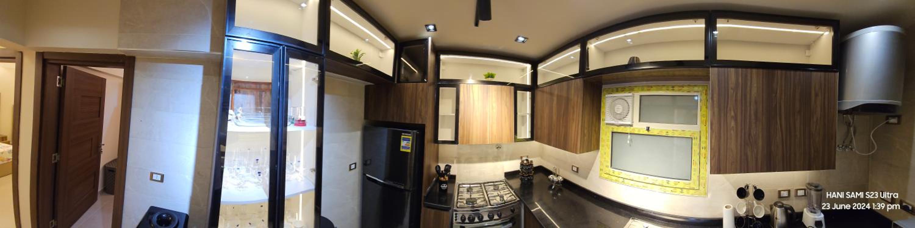 LATOYA Apartment