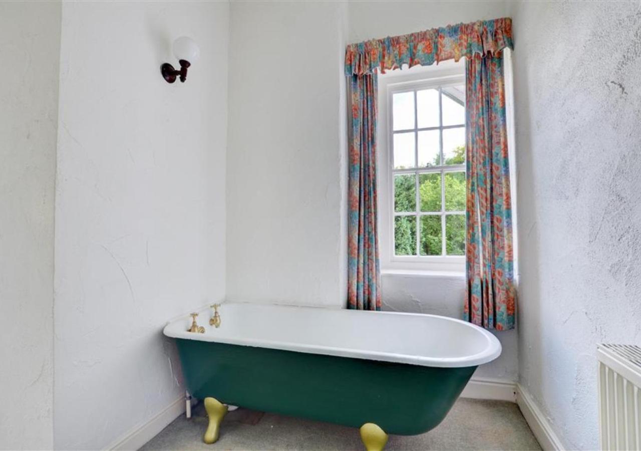 5 Bed in Grasmere oc-gl008