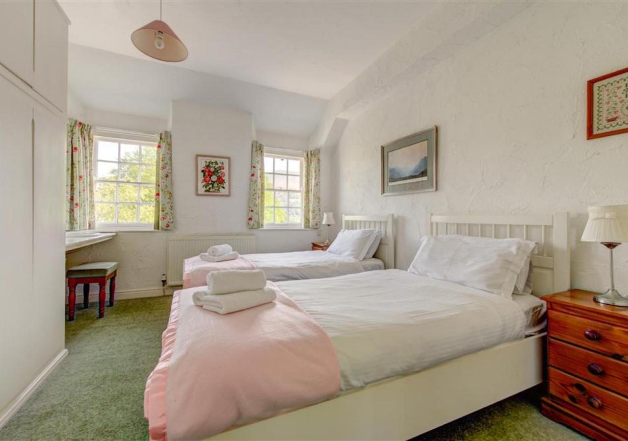 5 Bed in Grasmere oc-gl008