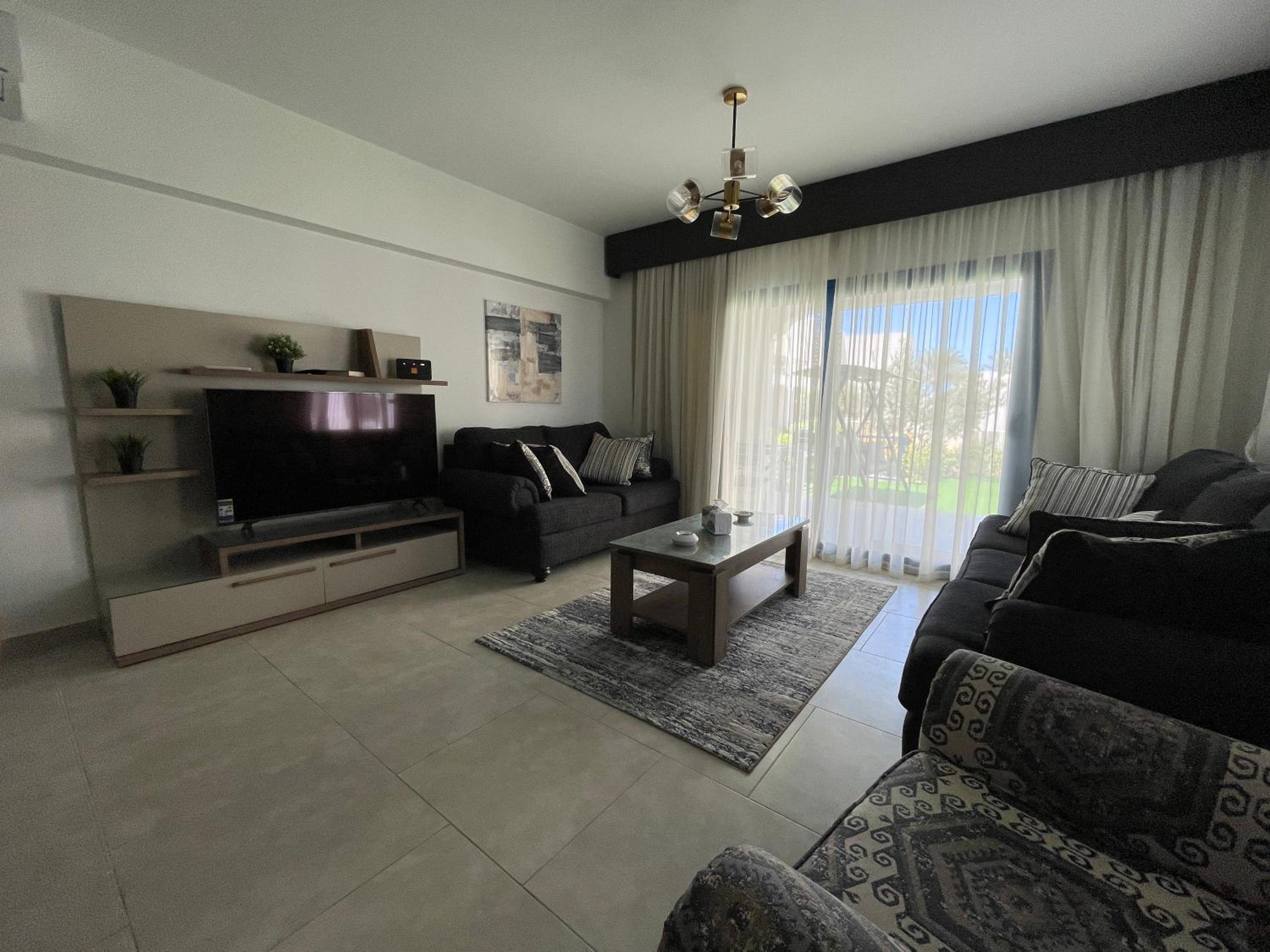 Marassi Ground chalet 3 bedrooms Direct on pool view 4