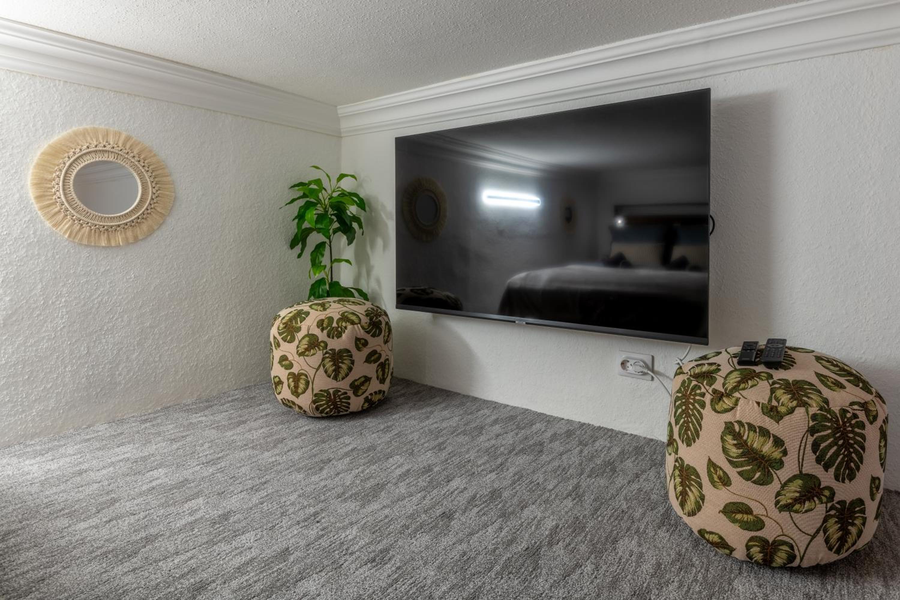 Rose Garden Apartment