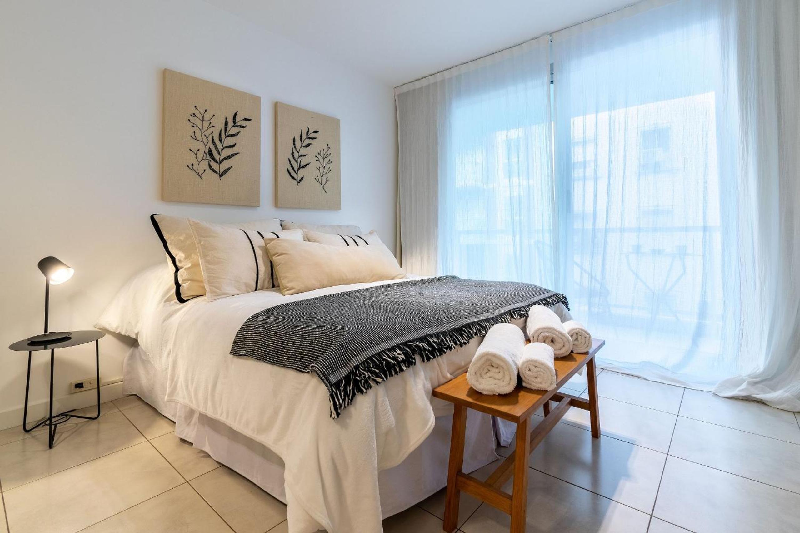 Modern and cozy studio in Recoleta.
