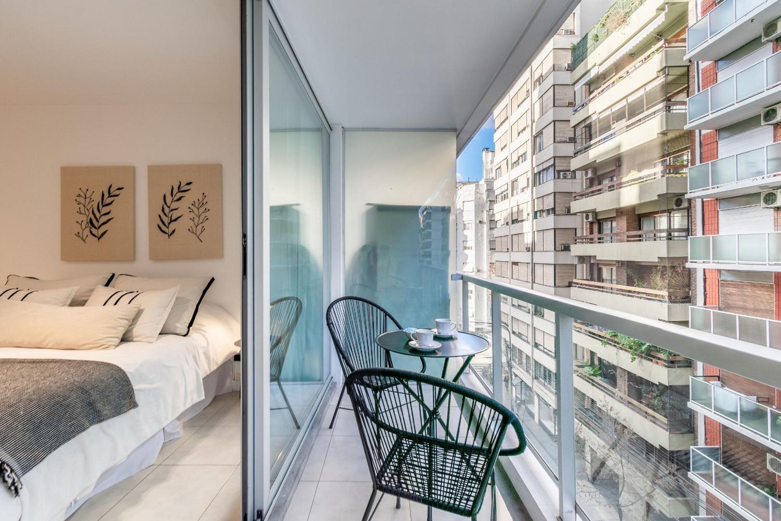 Modern and cozy studio in Recoleta.