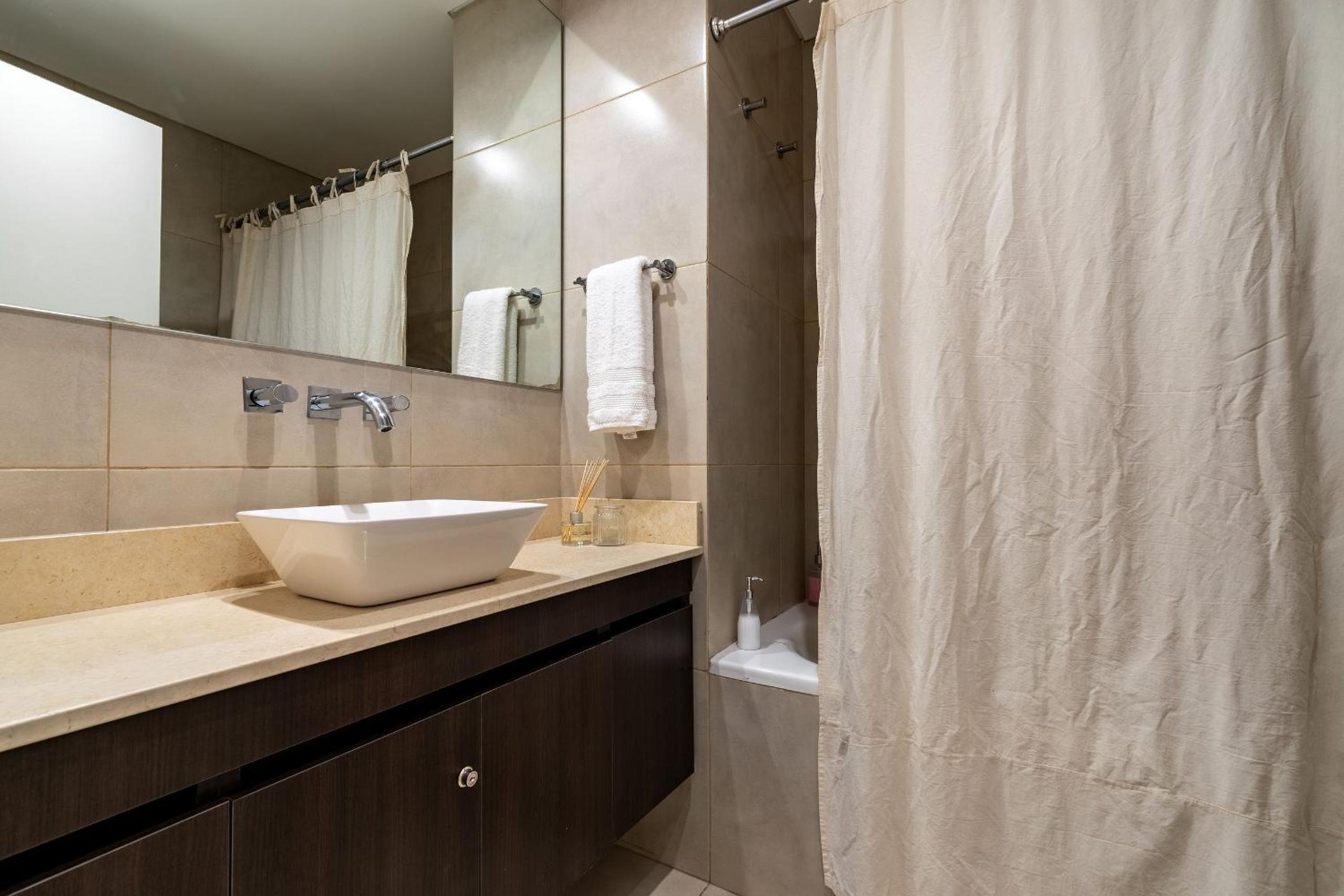 Modern and cozy studio in Recoleta.