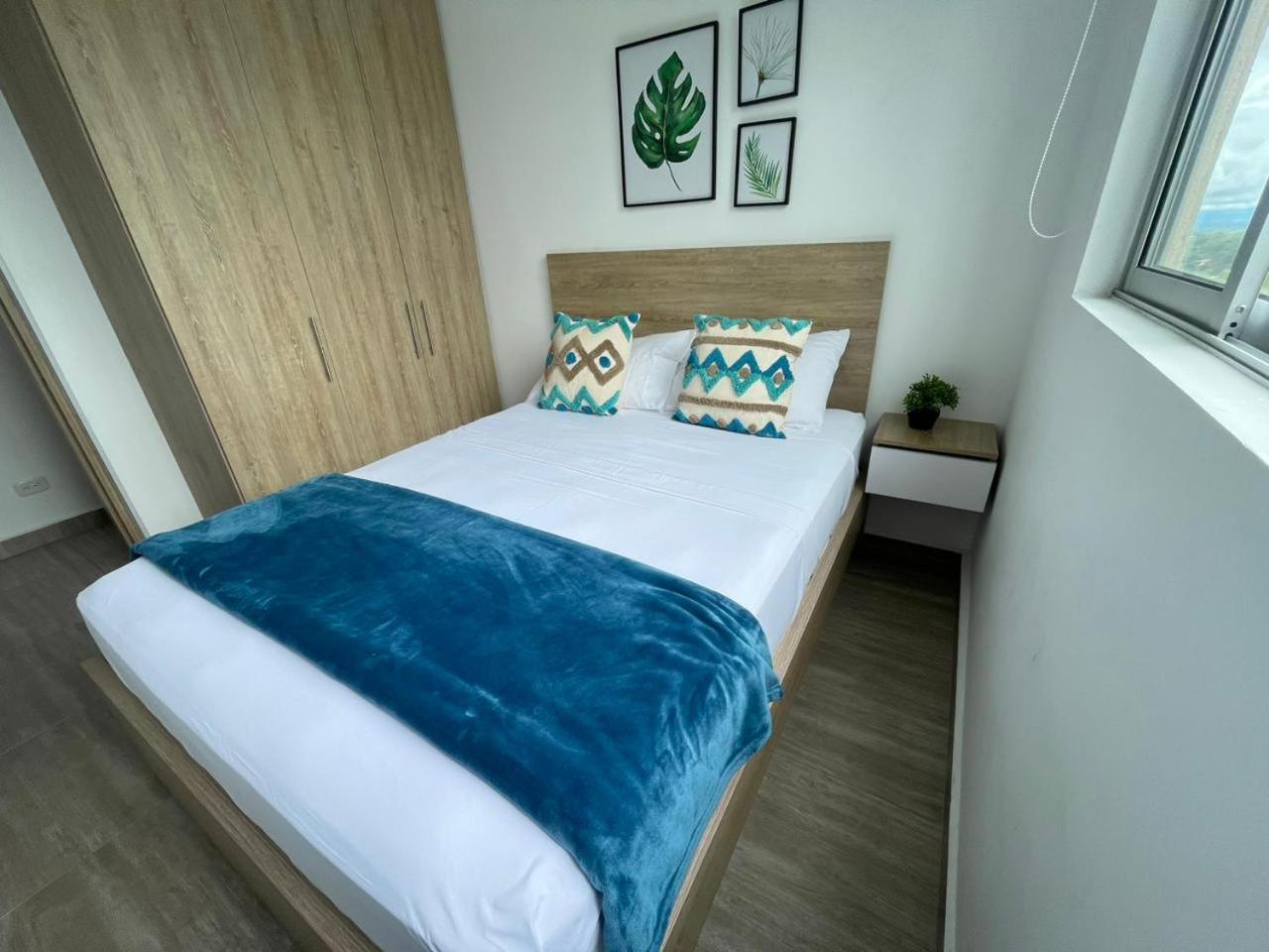 M806- Hermoso y amplio apartamento en Av 19 norte