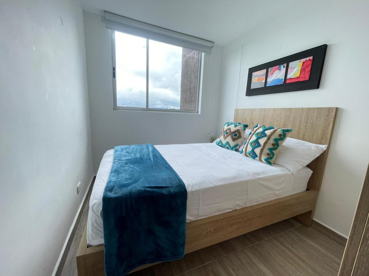 M806- Hermoso y amplio apartamento en Av 19 norte
