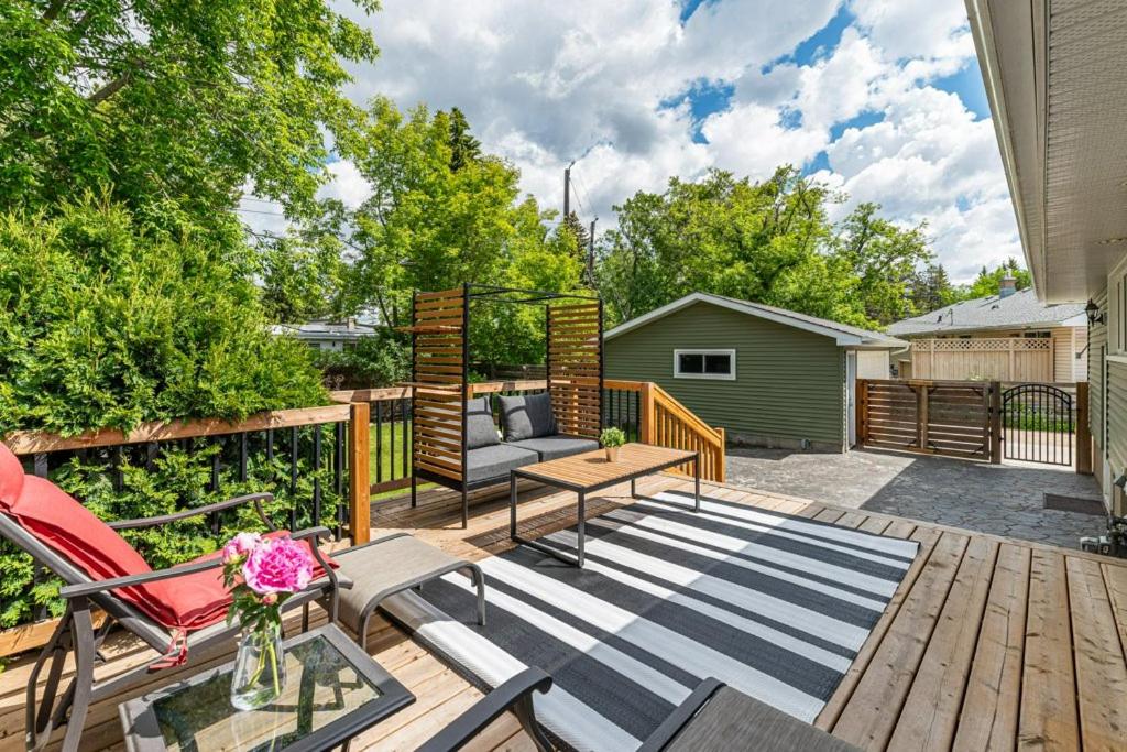 Garden Themed House Close to WEM