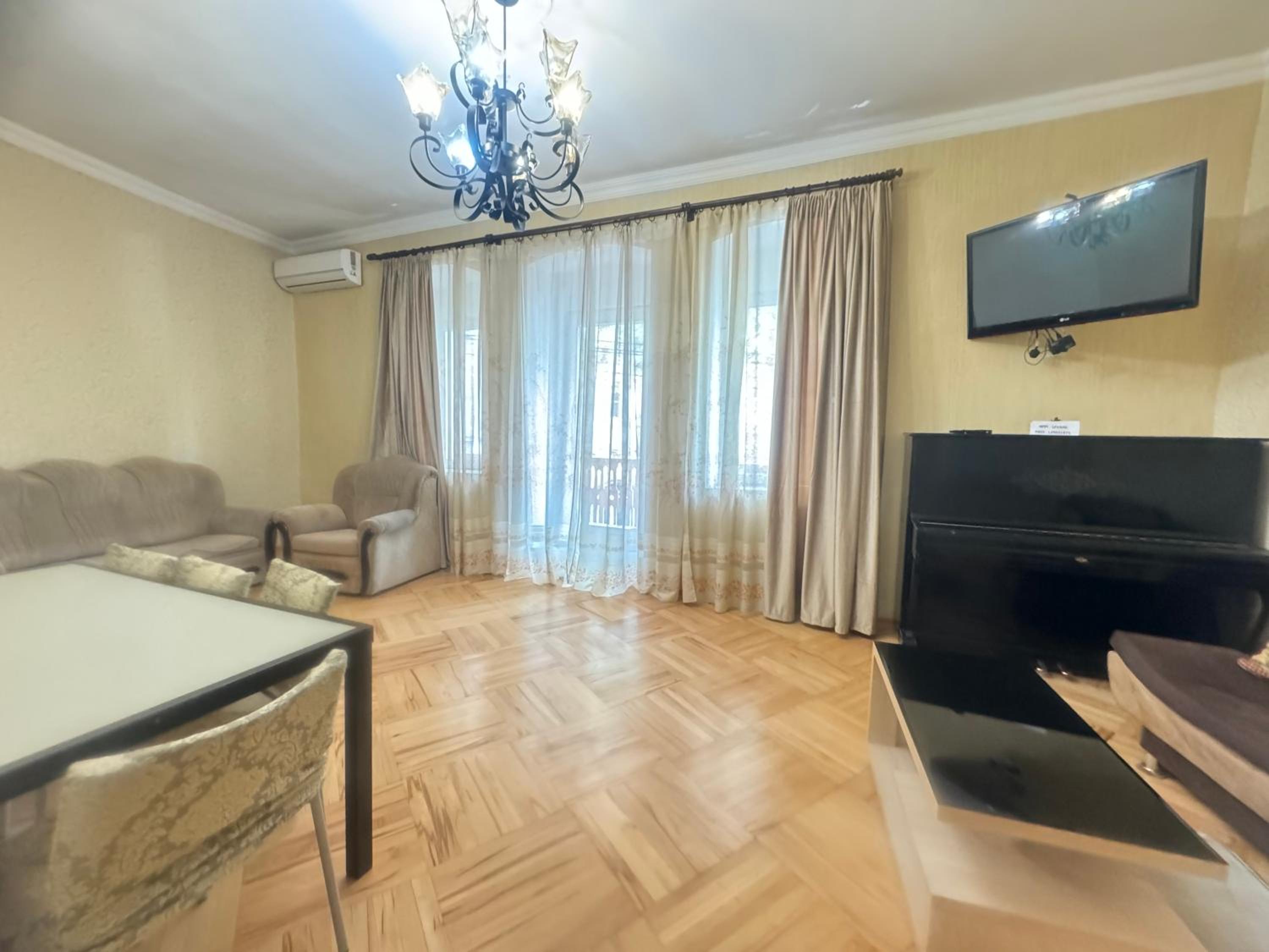 Giorgi Apartment view 5
