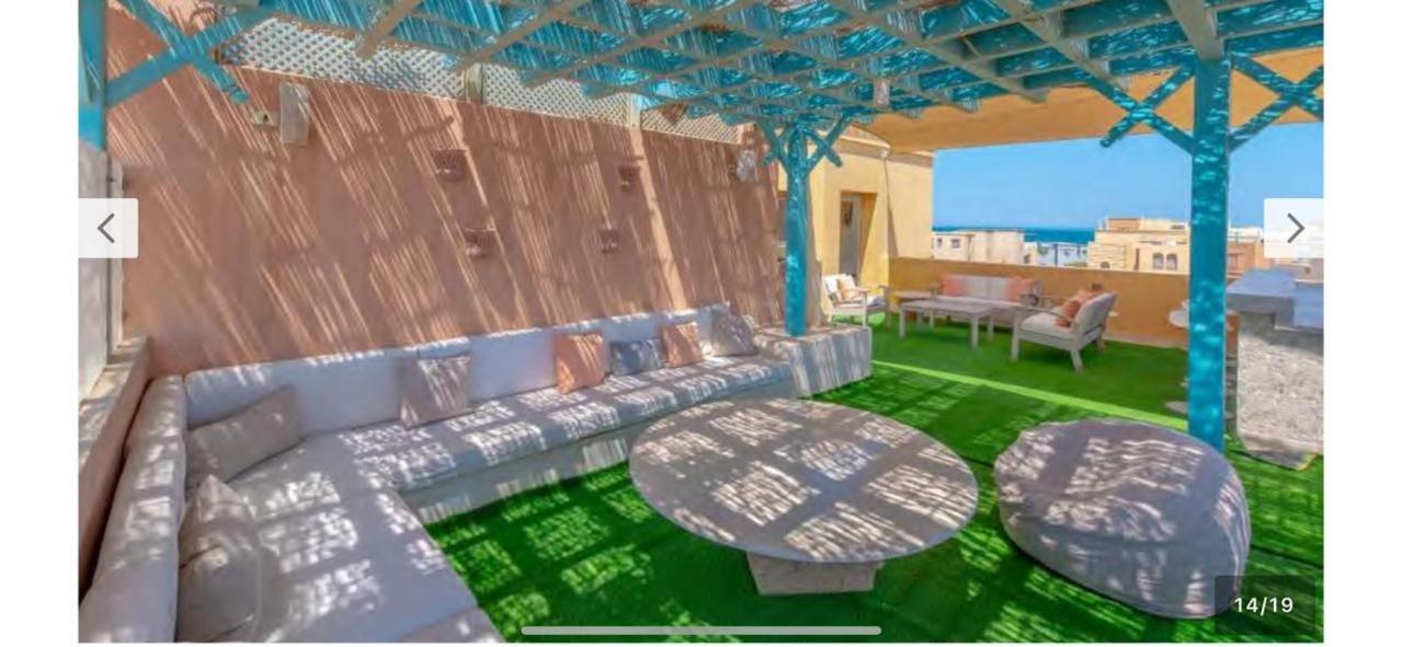 New marina elgouna mb32