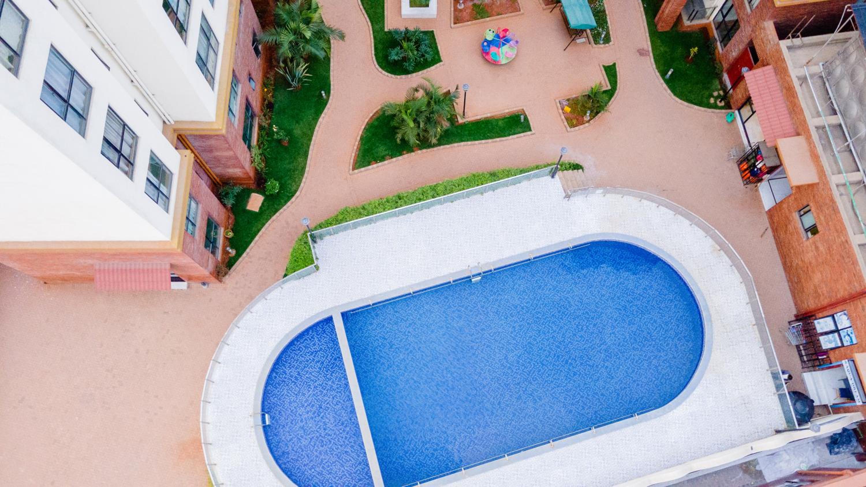 Zen Duplex facing Nairobi National Park near Airport SGR w Pool Gym Restaurant