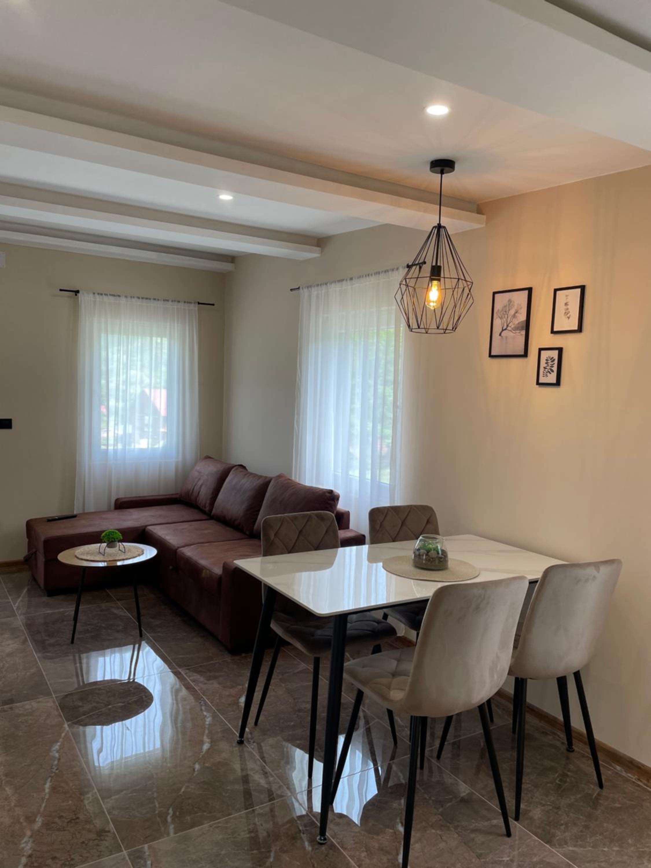 Bungalovi izvor Plive 2