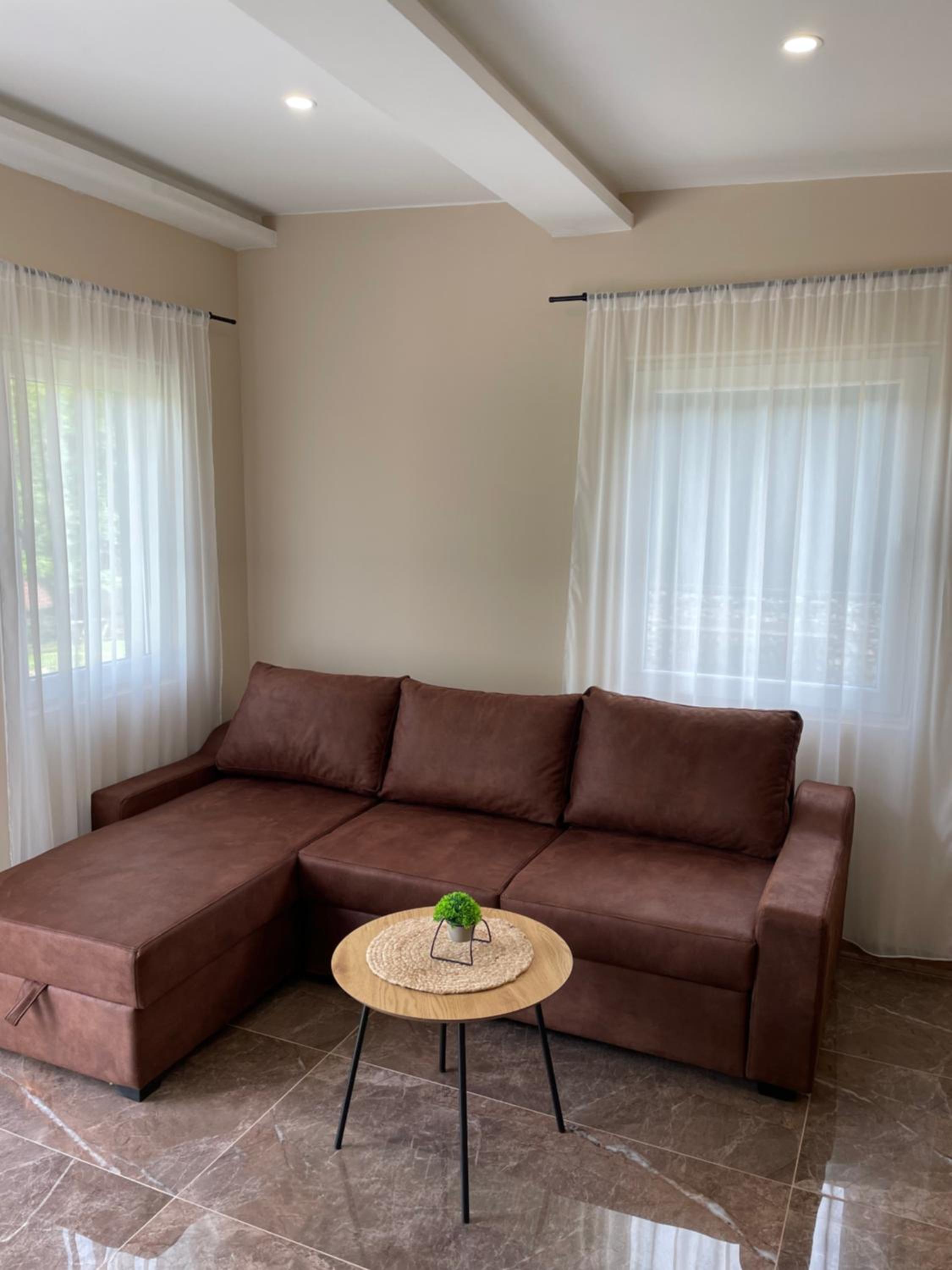 Bungalovi izvor Plive 2