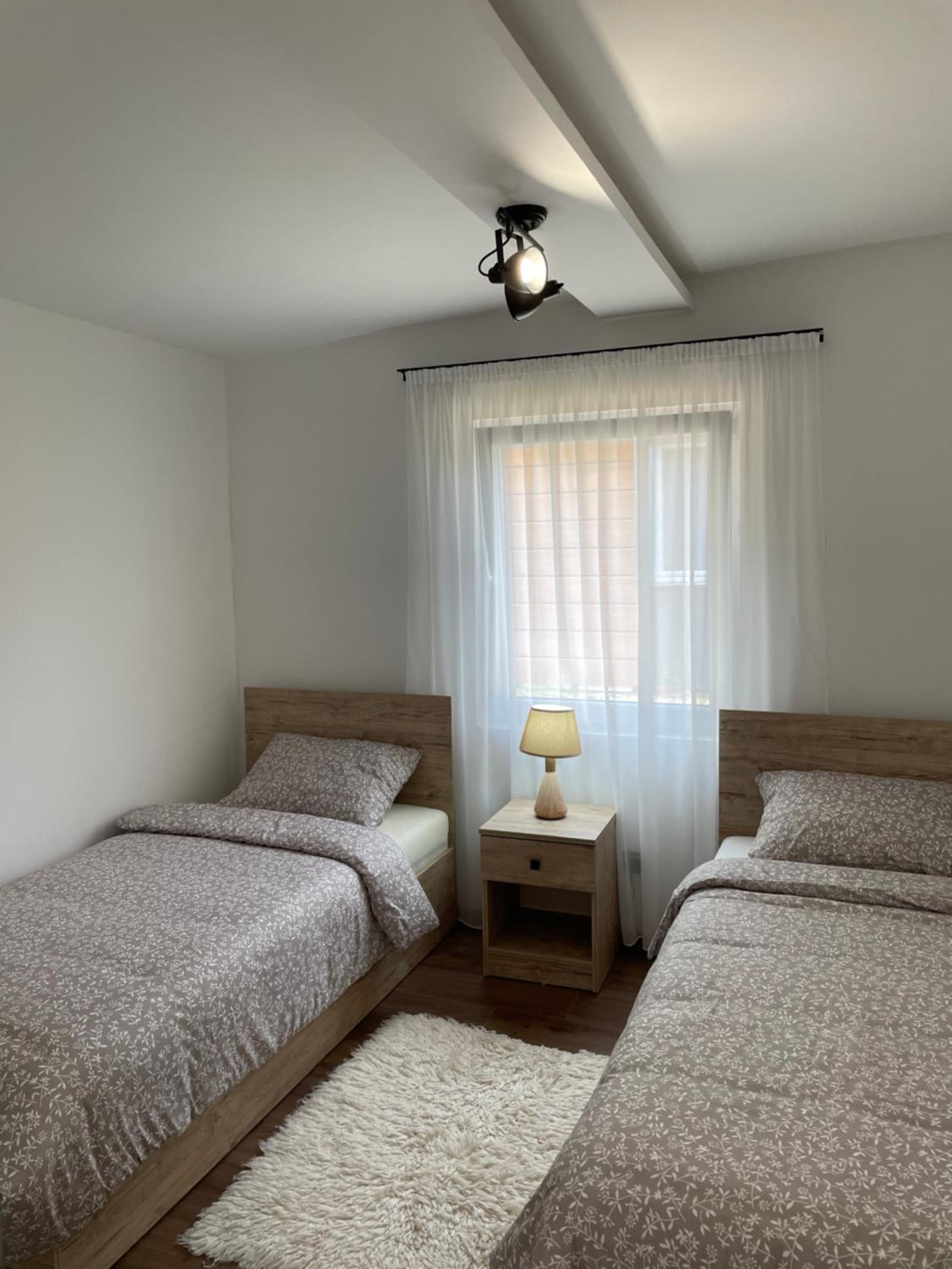 Bungalovi izvor Plive 2