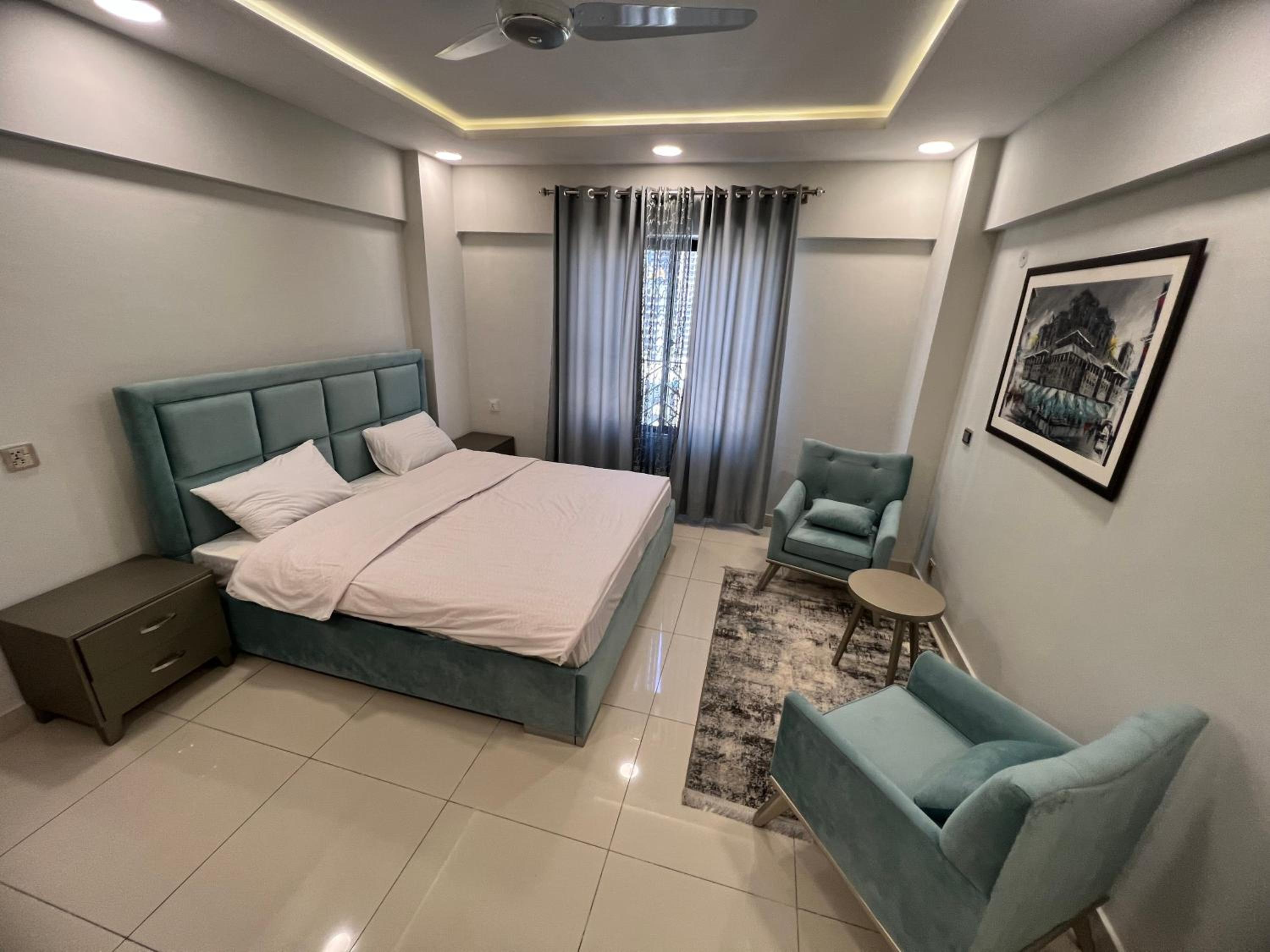 Deluxe Two Bedroom Apartment
