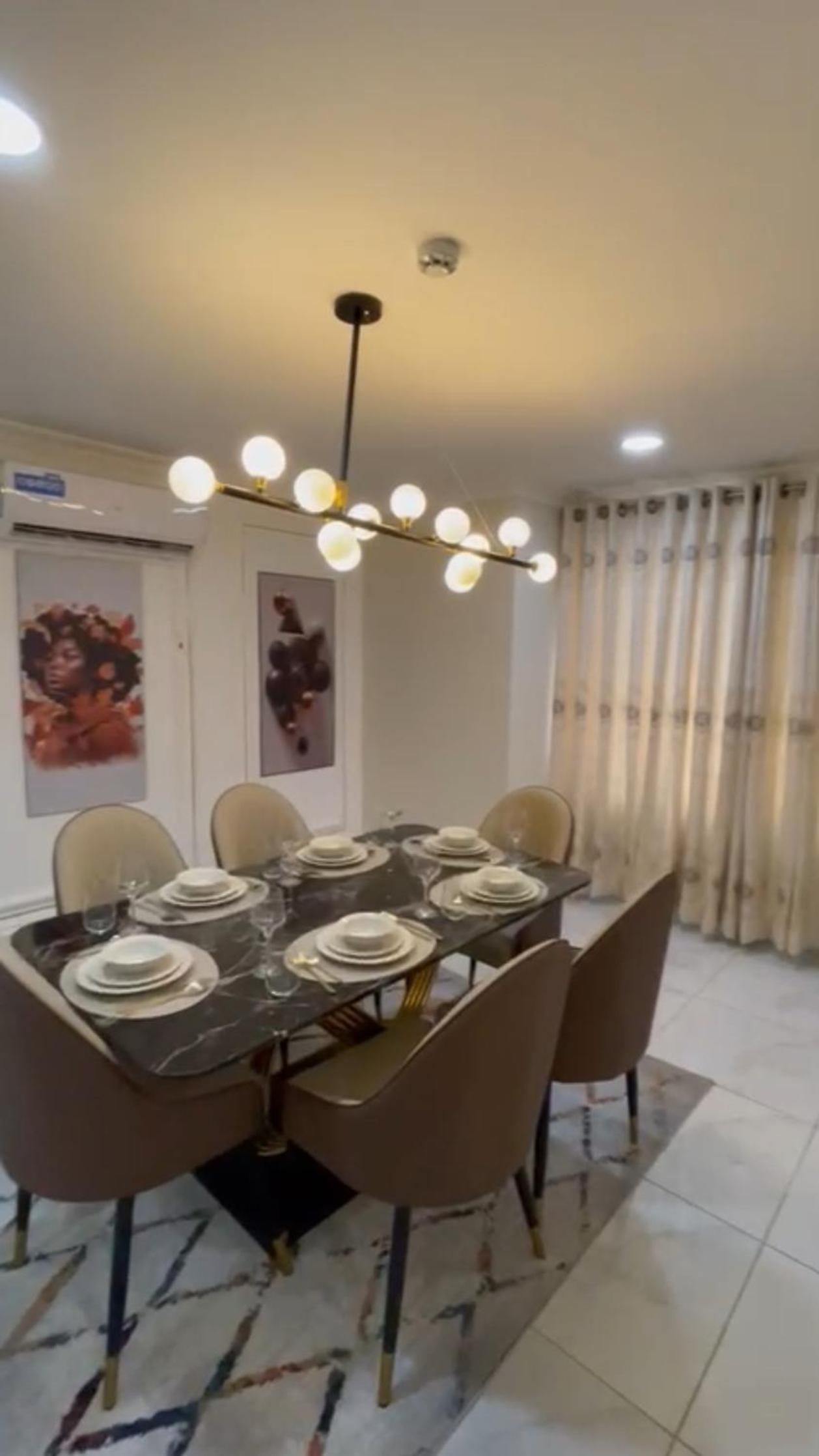 Summit Residence