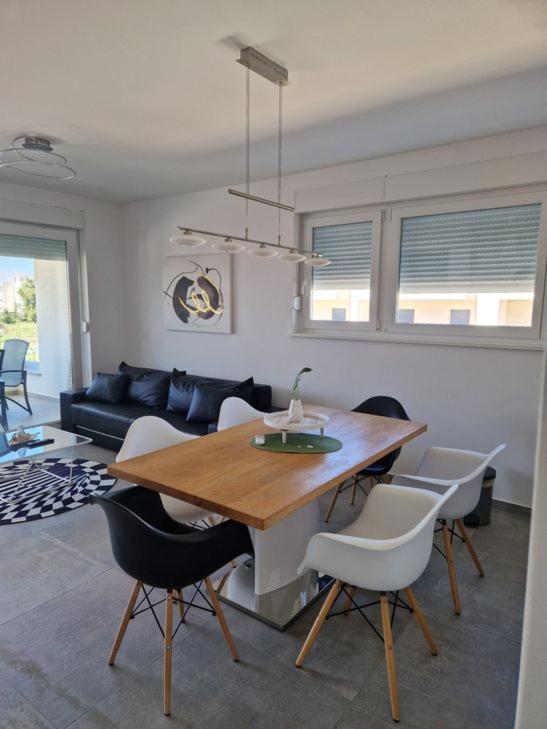 Apartman Apartments Mio Novalja