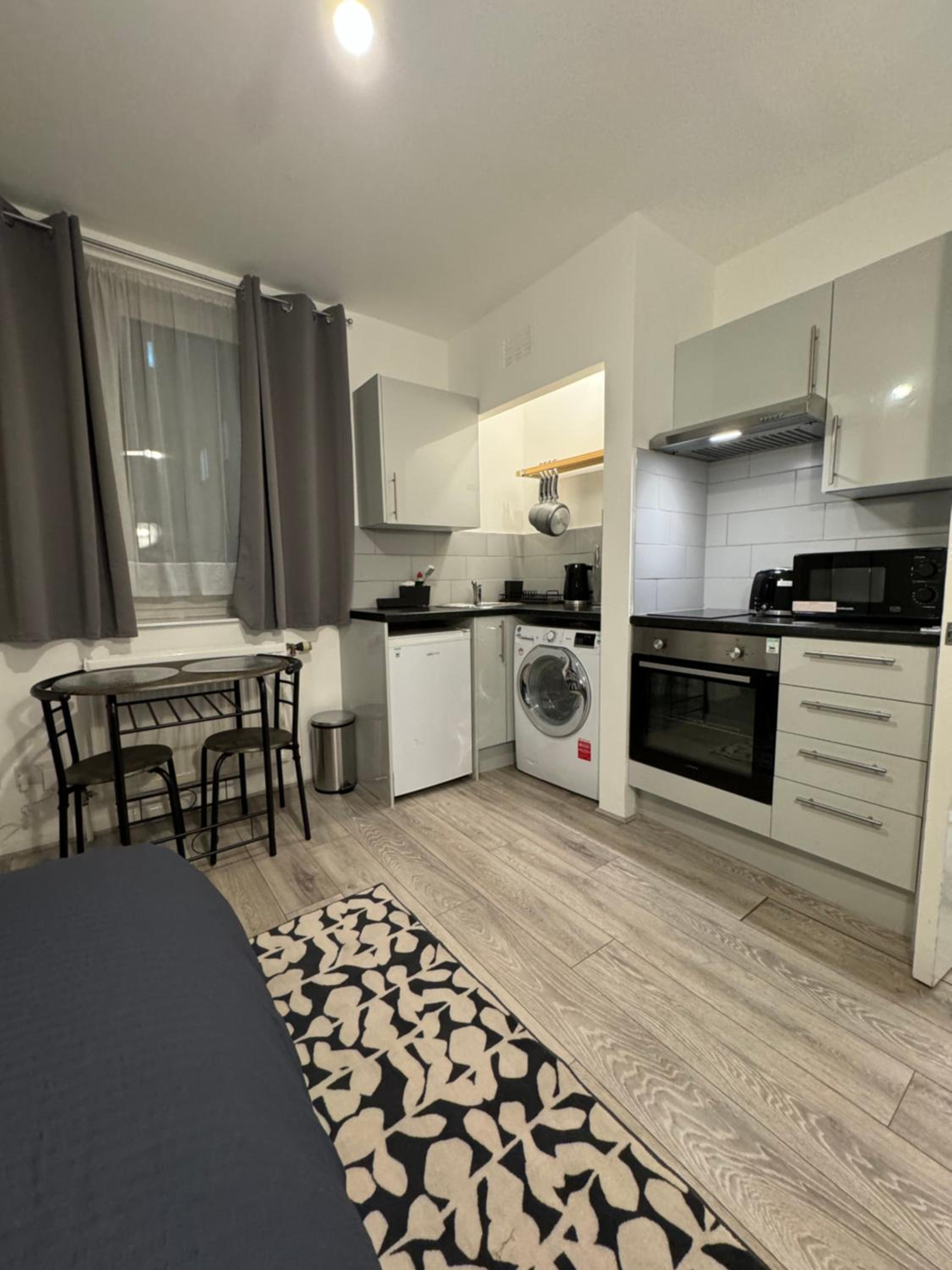Spacious Studio - Central London South Kensington - Harrods