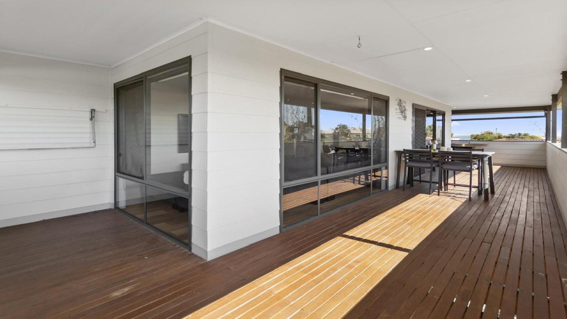 Little Boat Beach House at Aldinga Beach by Wine Coast Holiday Rentals