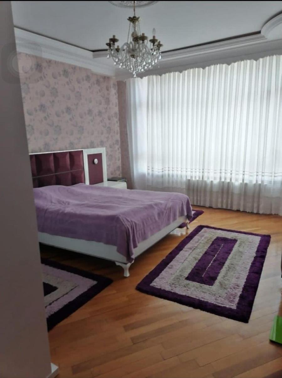 Lux Family Apartment in Baku City Center