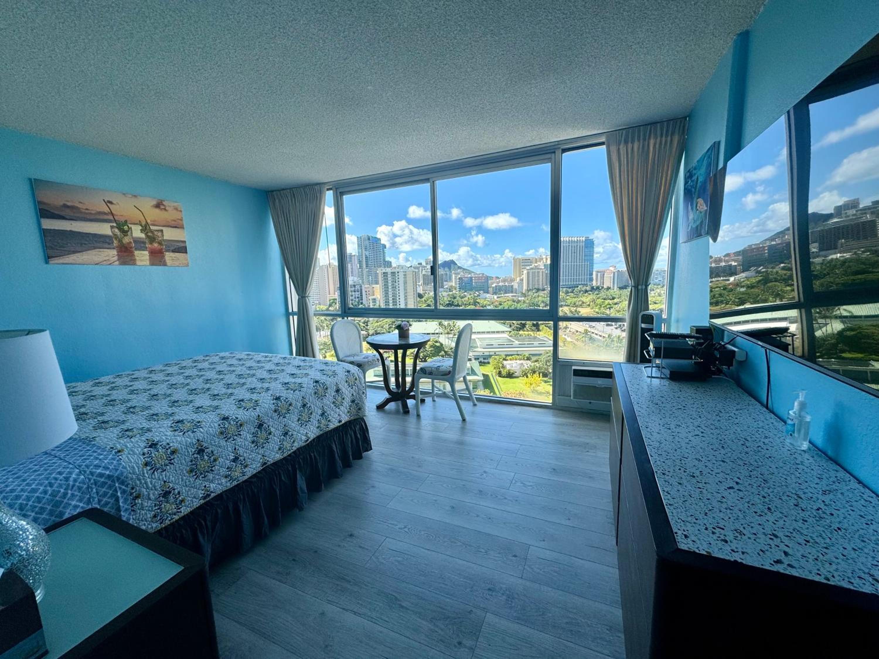 Little Paradise in Waikiki with Lovely Ocean -15F view 3