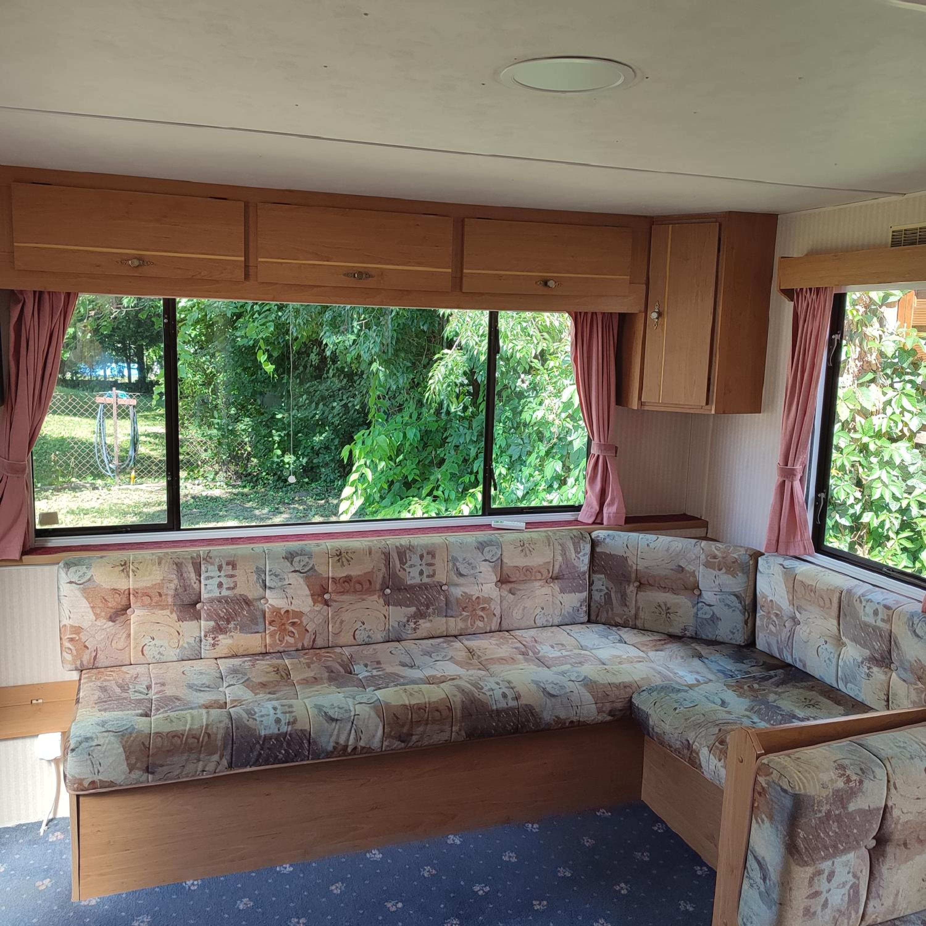Rákos-patak Camper Home garden & free parking view 5