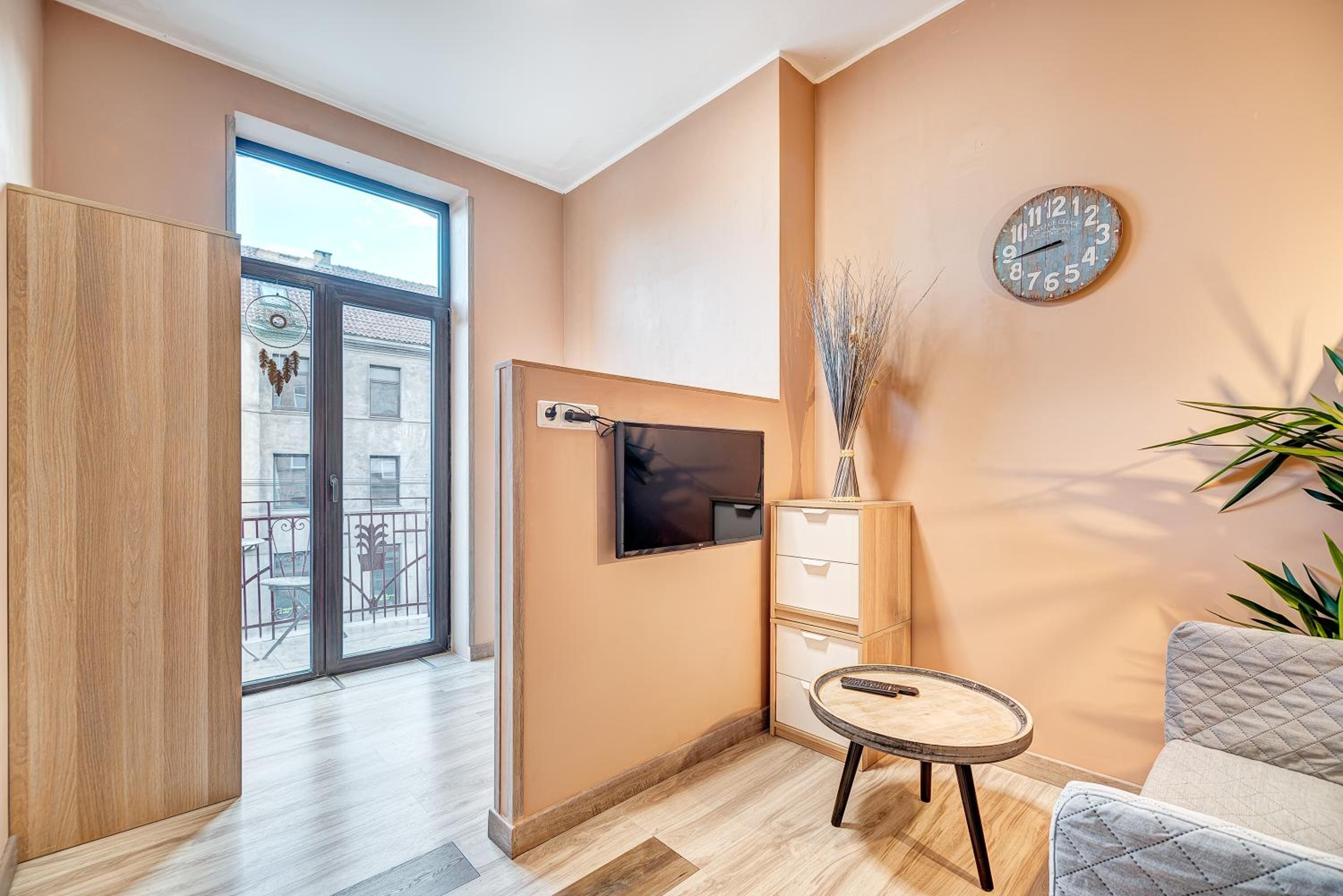 SAUNA 4 bedrooms Apartment with Parking
