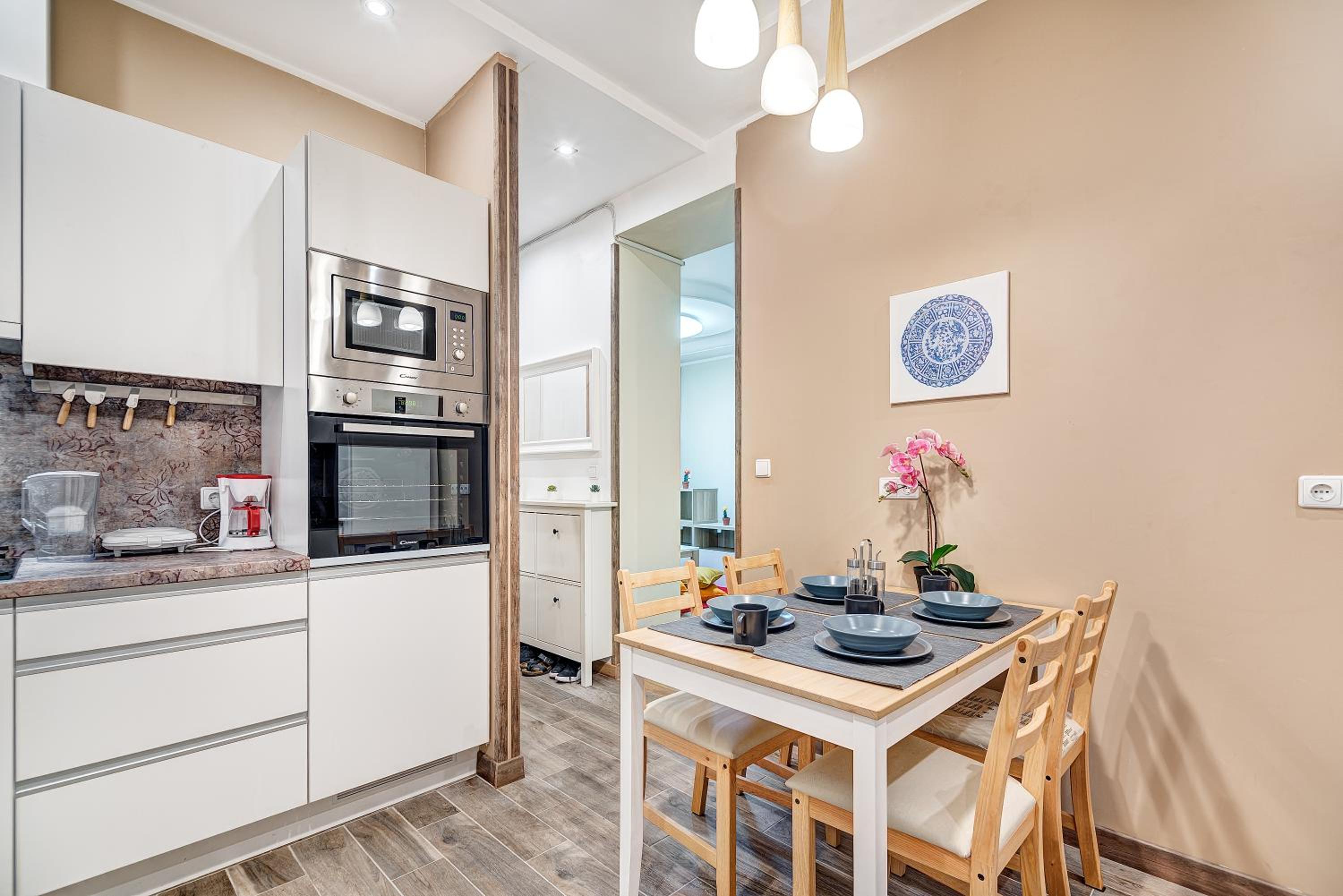 SAUNA 4 bedrooms Apartment with Parking