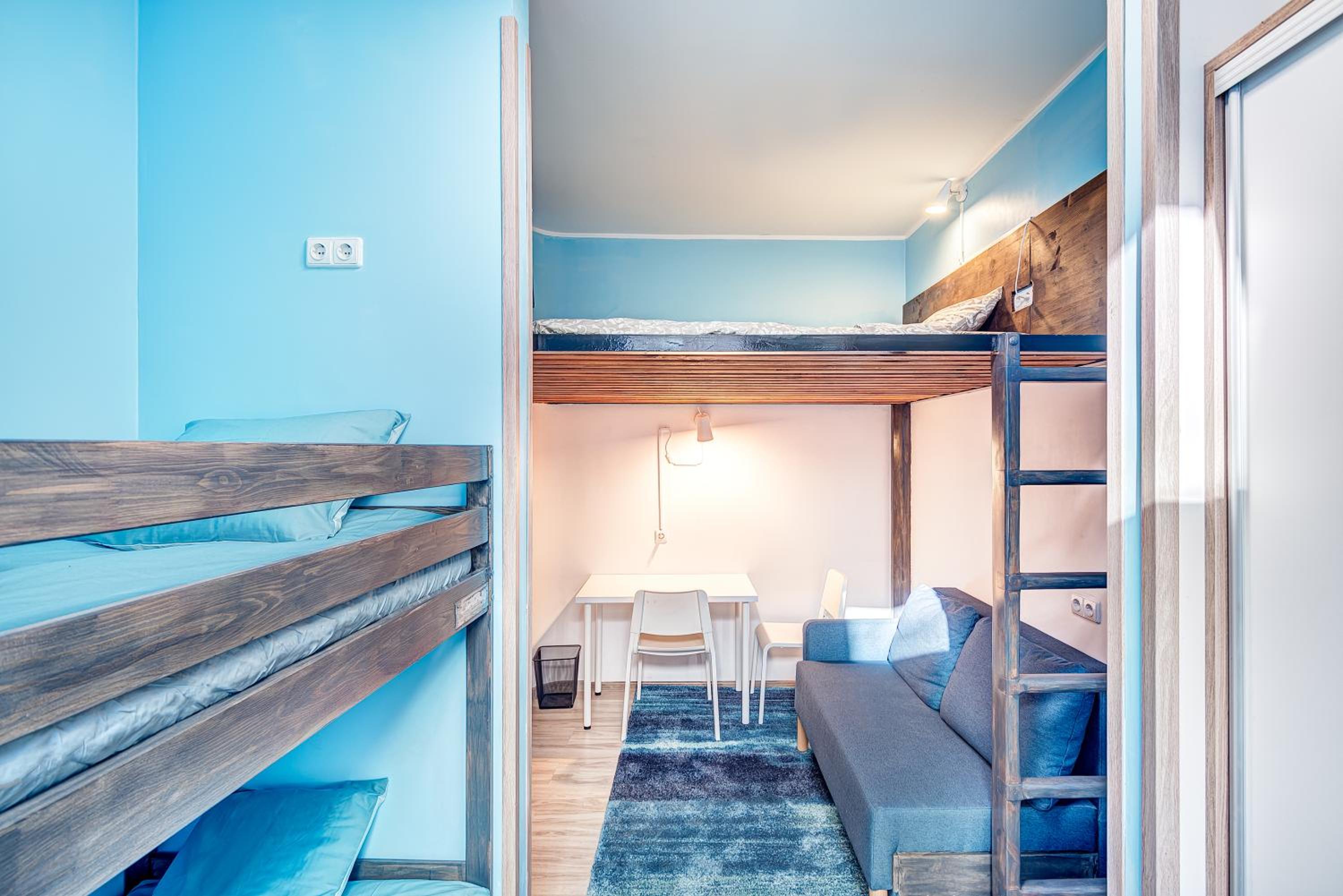 SAUNA 4 bedrooms Apartment with Parking