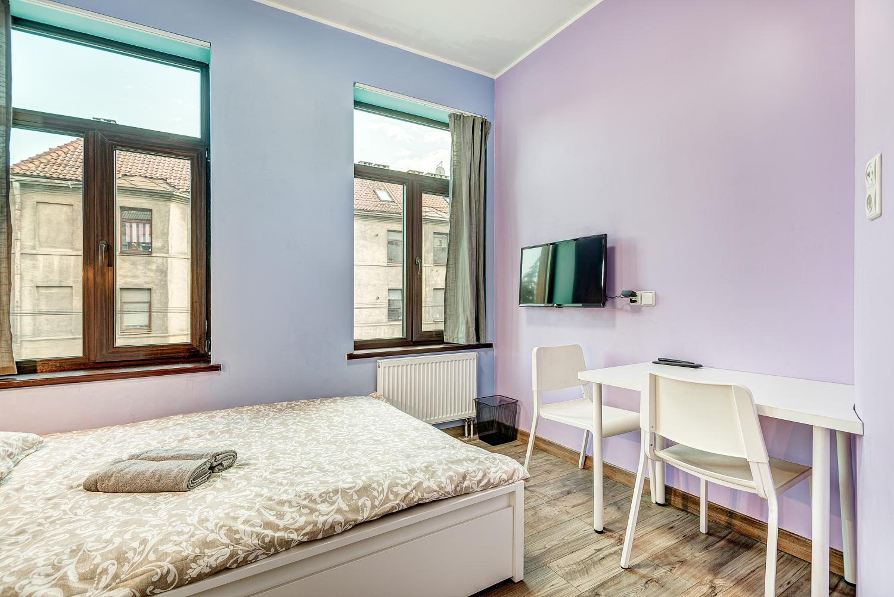 SAUNA 4 bedrooms Apartment with Parking