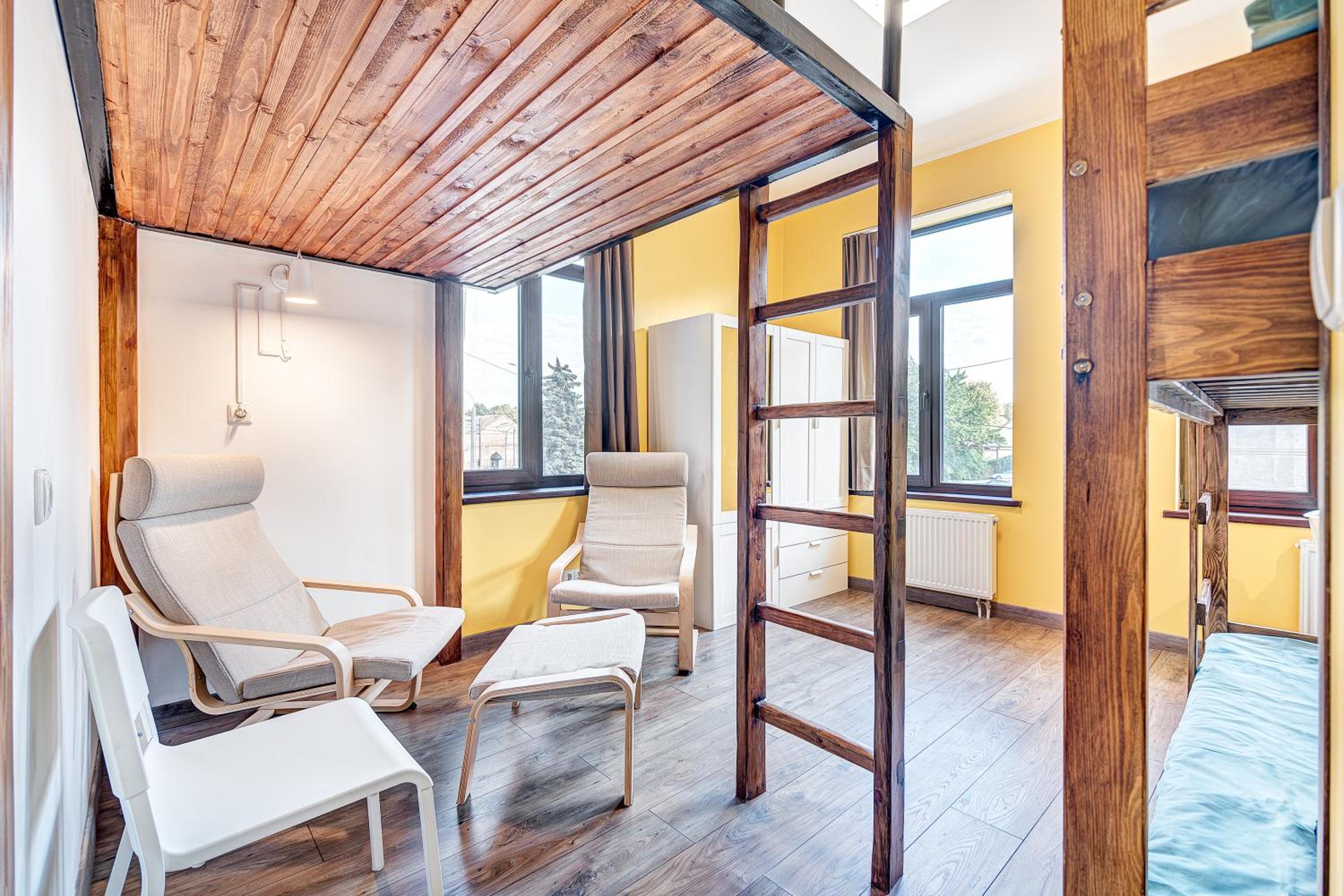 SAUNA 4 bedrooms Apartment with Parking