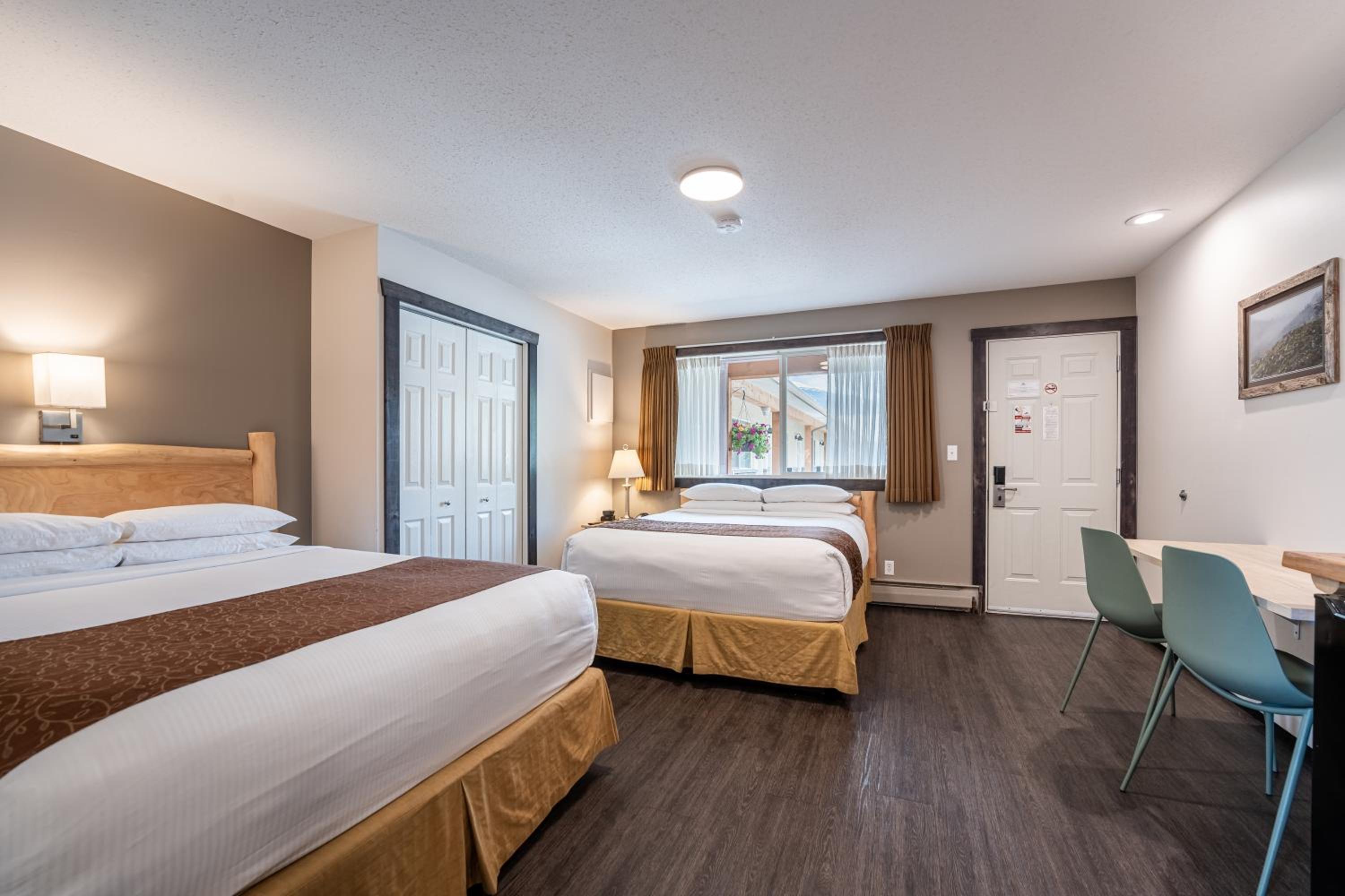 Swiss Chalet Motel view 2