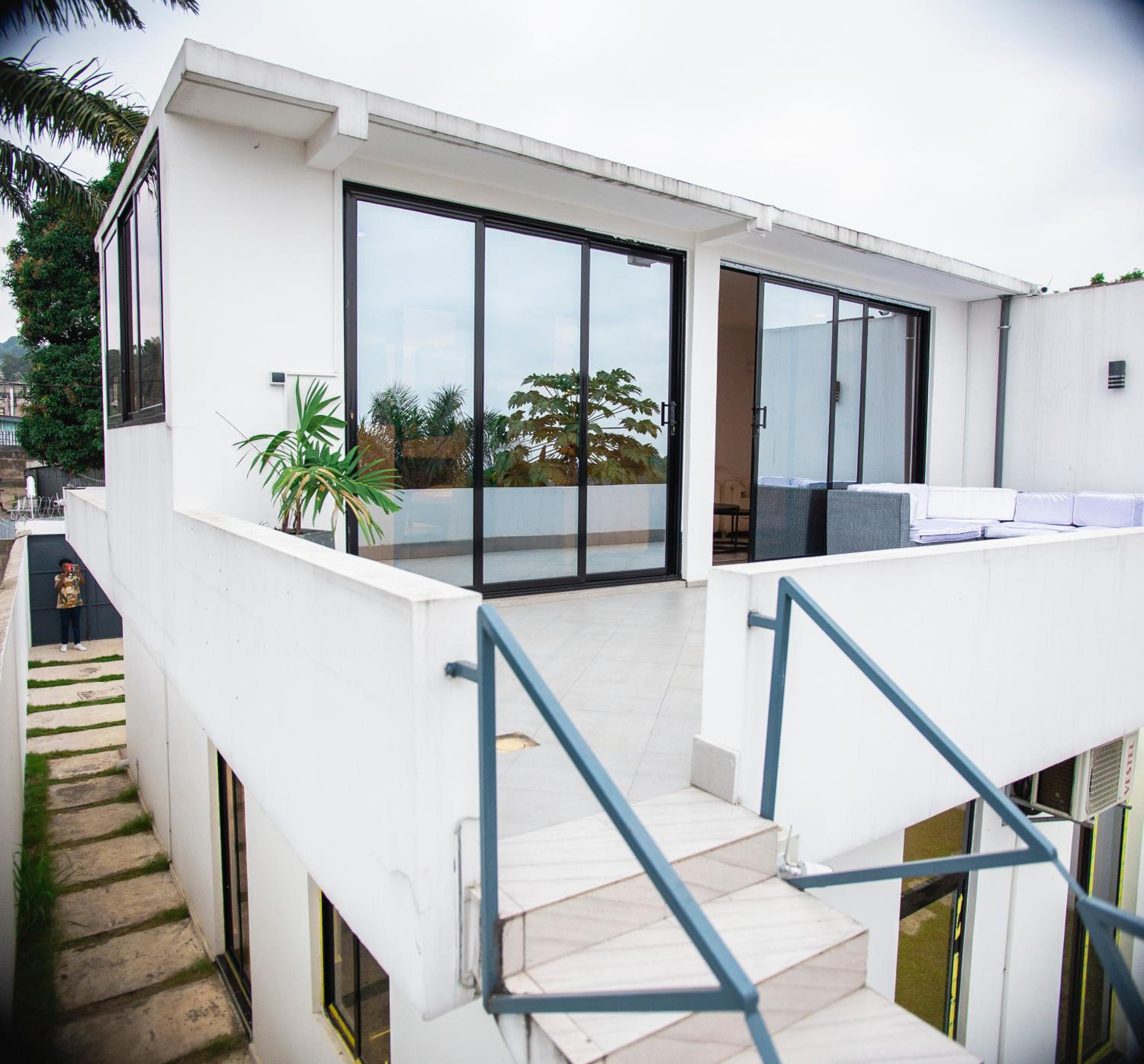 Villa KRL, Brazzaville
