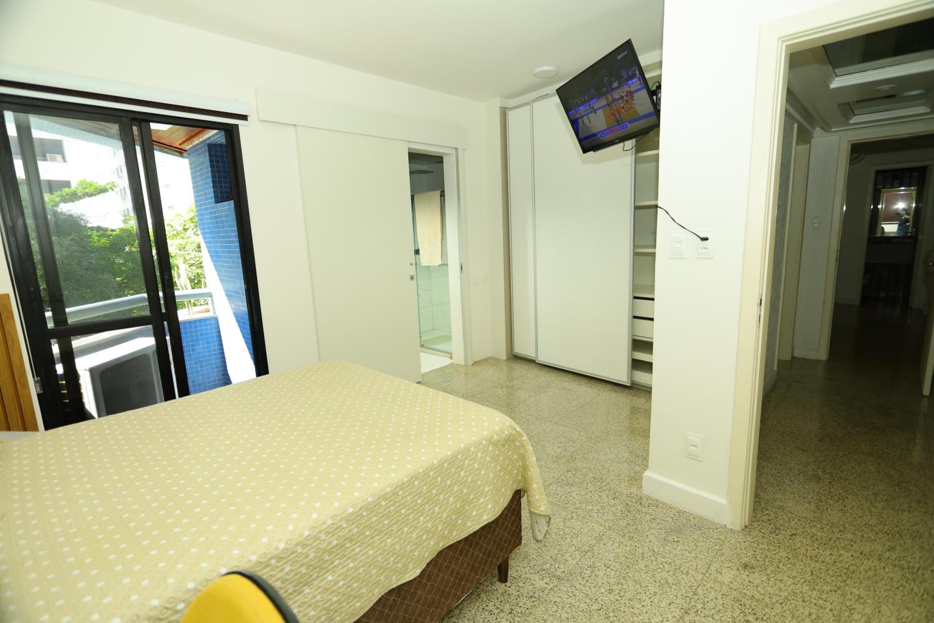 Conforto e localização privilegiada na Pituba