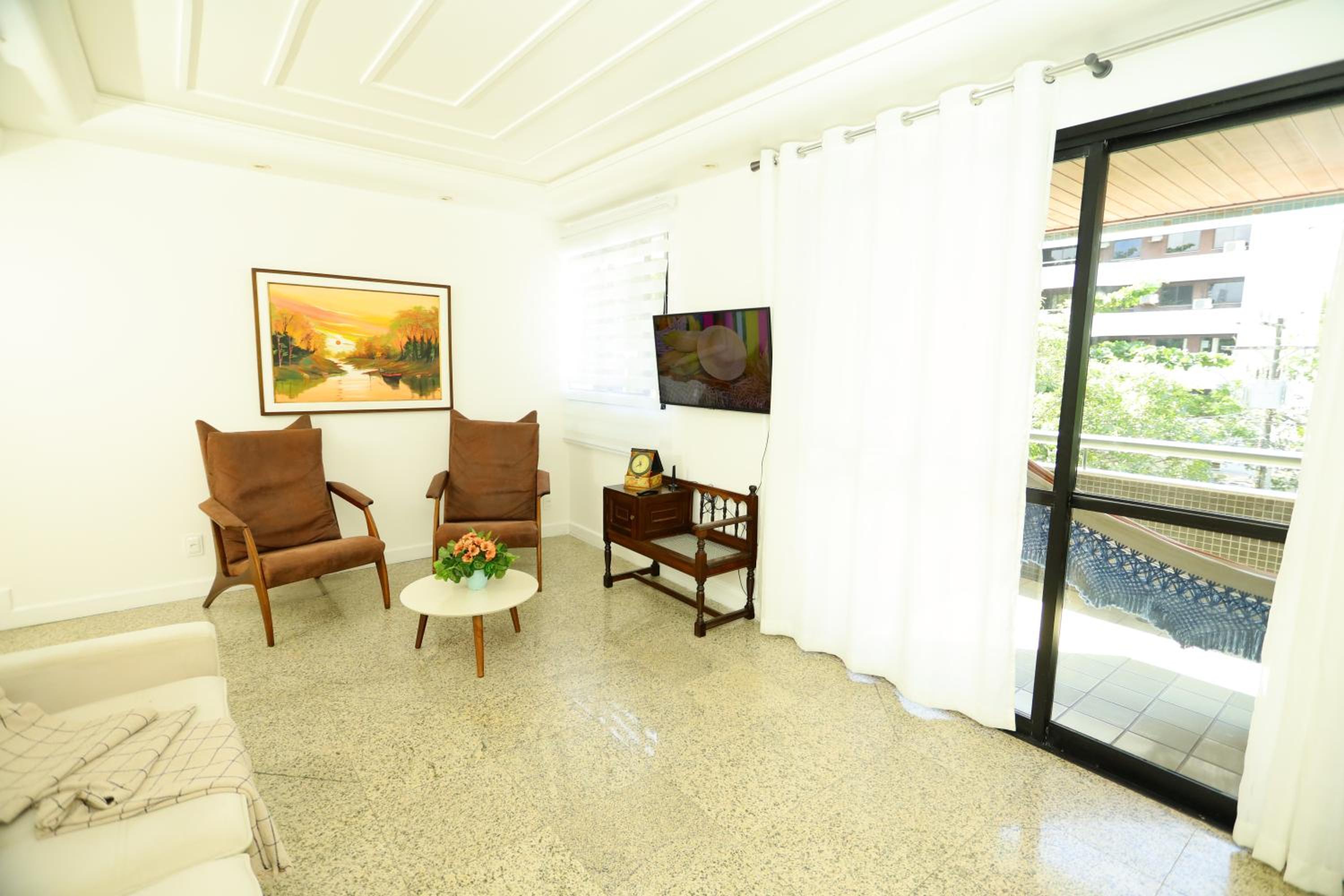 Conforto e localização privilegiada na Pituba
