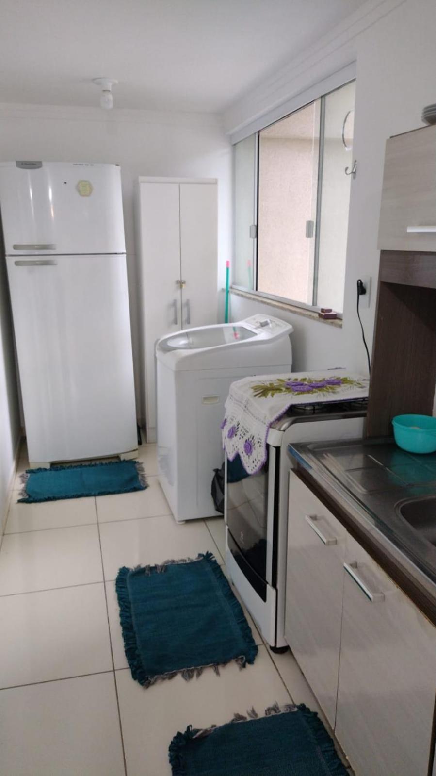 Apartamento com 2 quartos e garagem privativa