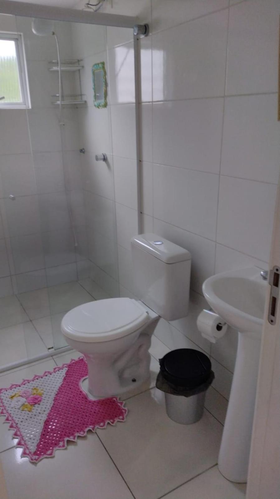 Apartamento com 2 quartos e garagem privativa