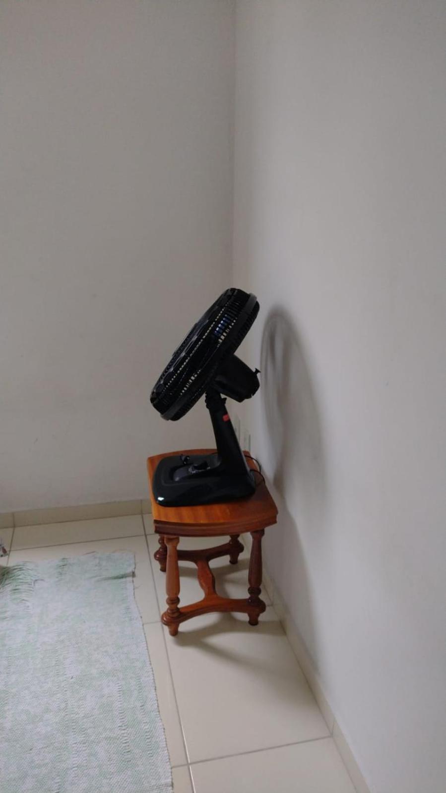 Apartamento com 2 quartos e garagem privativa