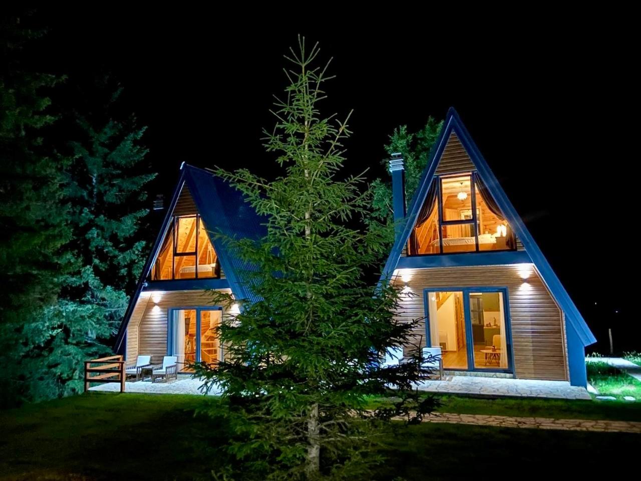 Villas Chardak
