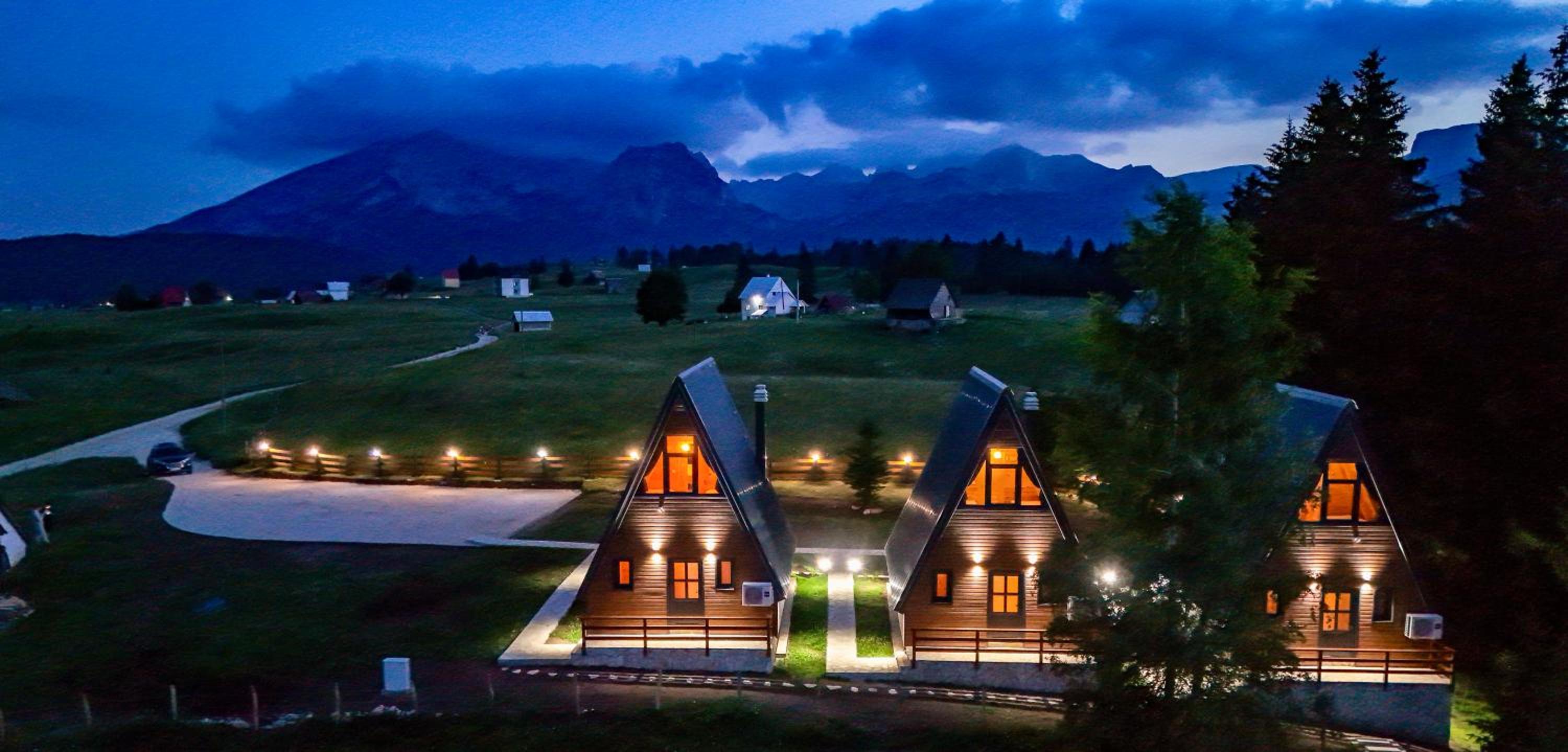 Villas Chardak