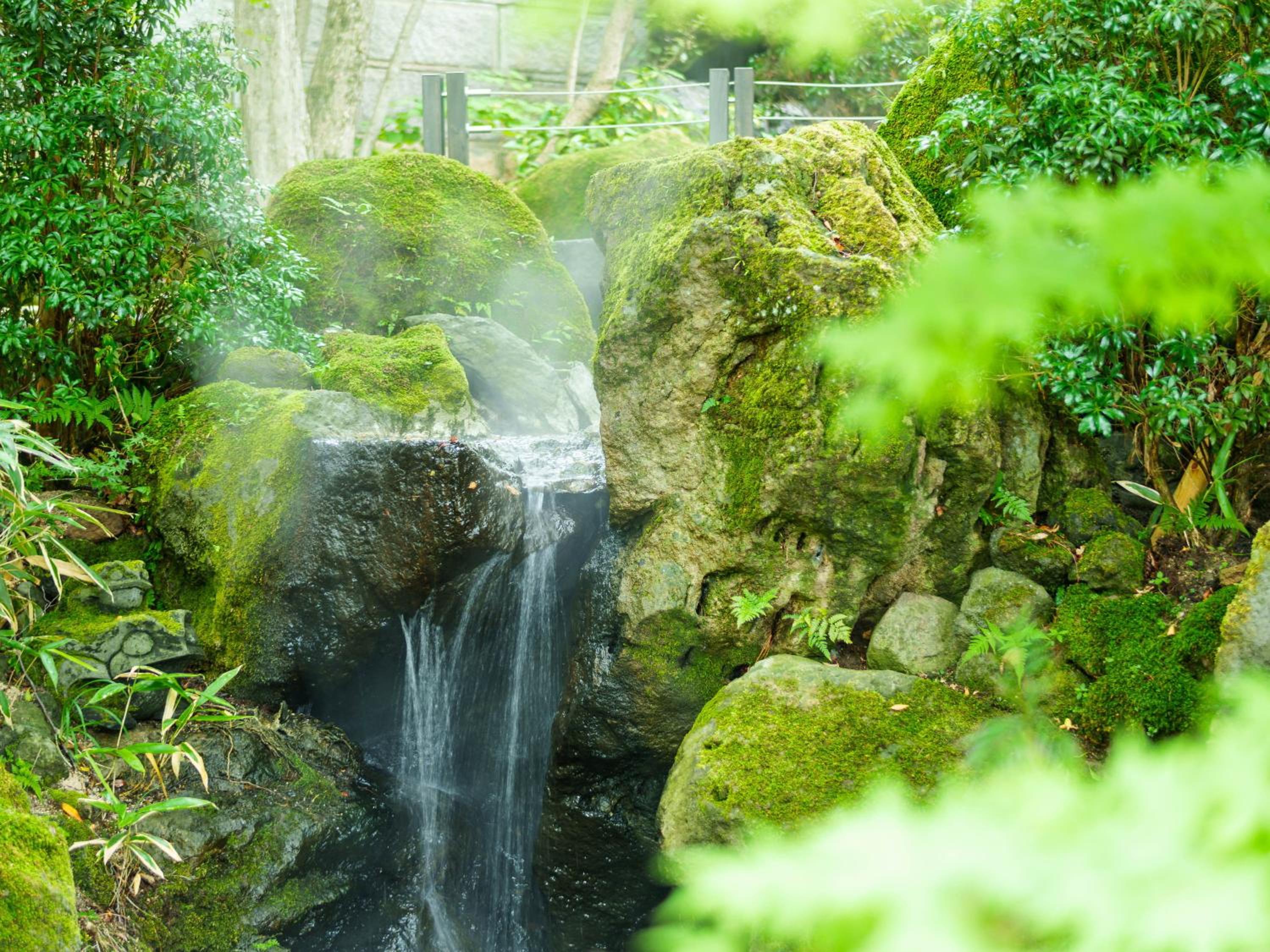 Yufuin Rakuyu