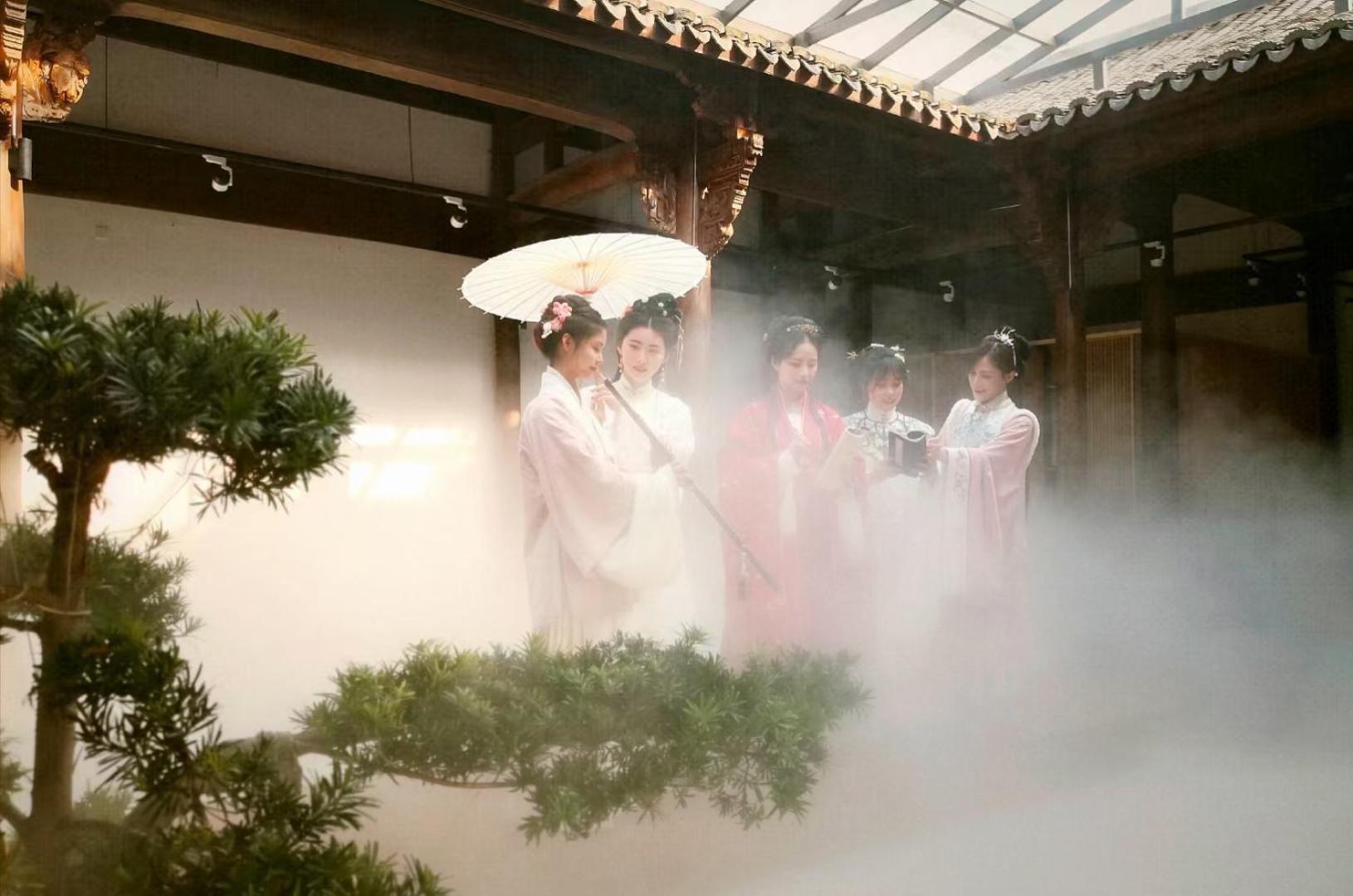 Quzhou Huangwai B&B