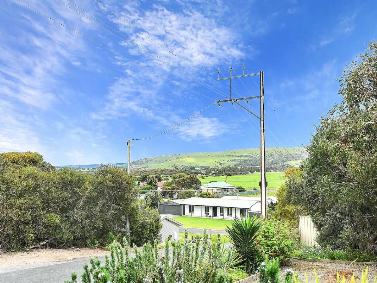 Port Elliot Coastal Cottage - 18 Handby Street,Port Elliot, No Linen Included