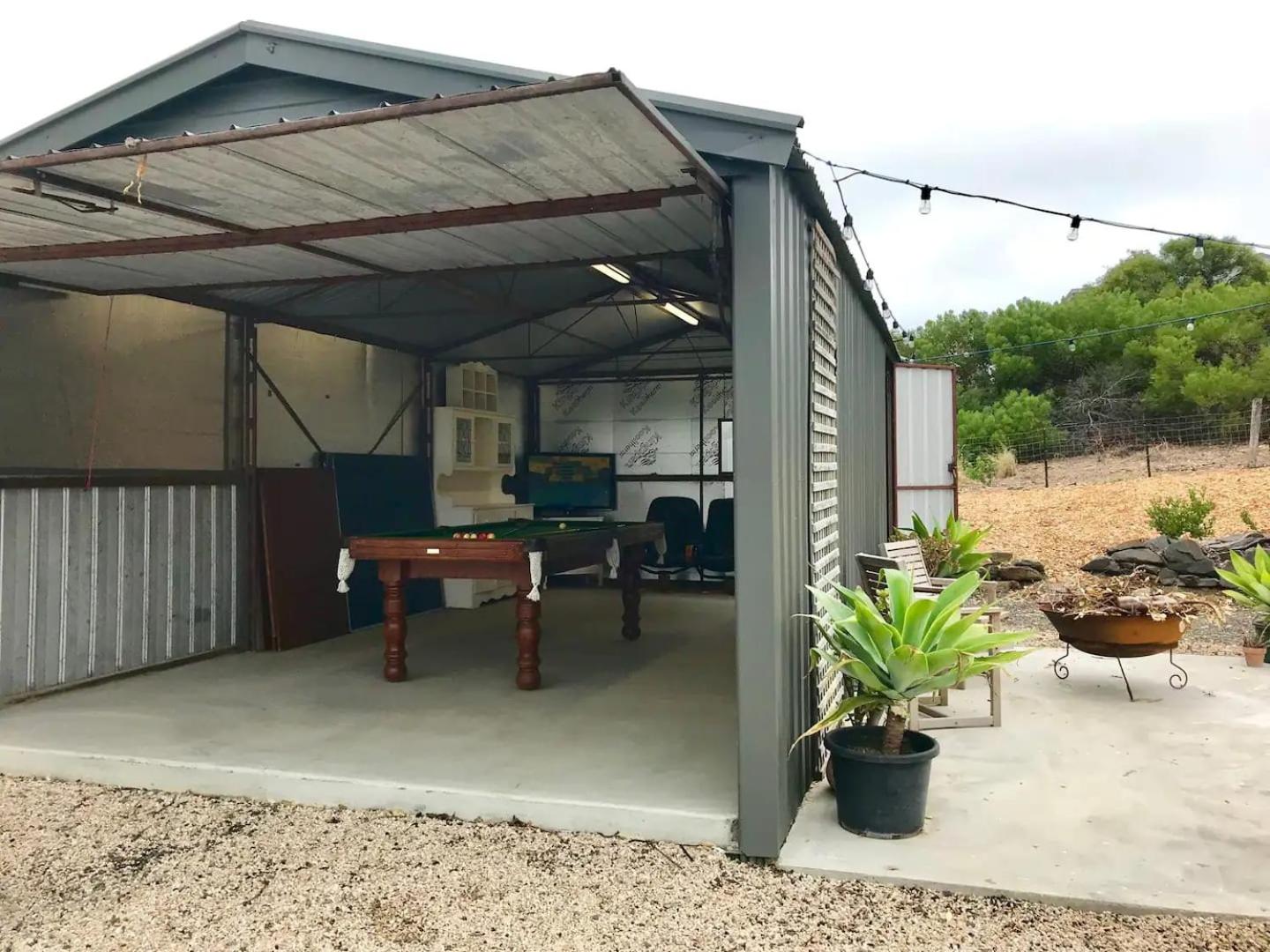 Port Elliot Coastal Cottage - 18 Handby Street,Port Elliot, No Linen Included