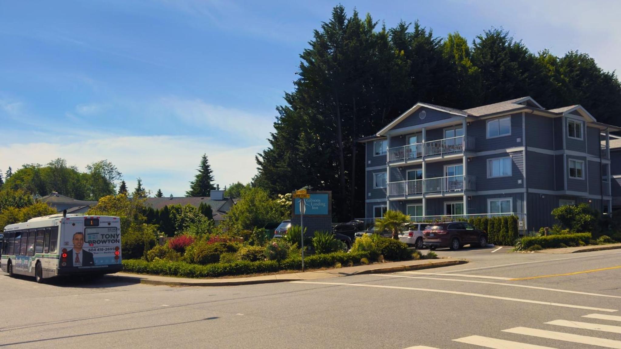 Gibsons Landing Inn