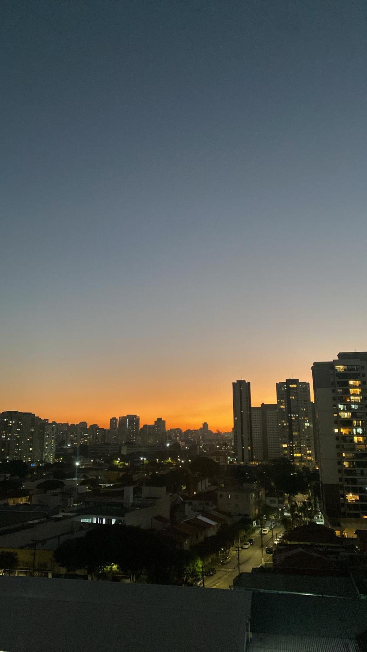 Apartamento 34m com varanda e vista livre