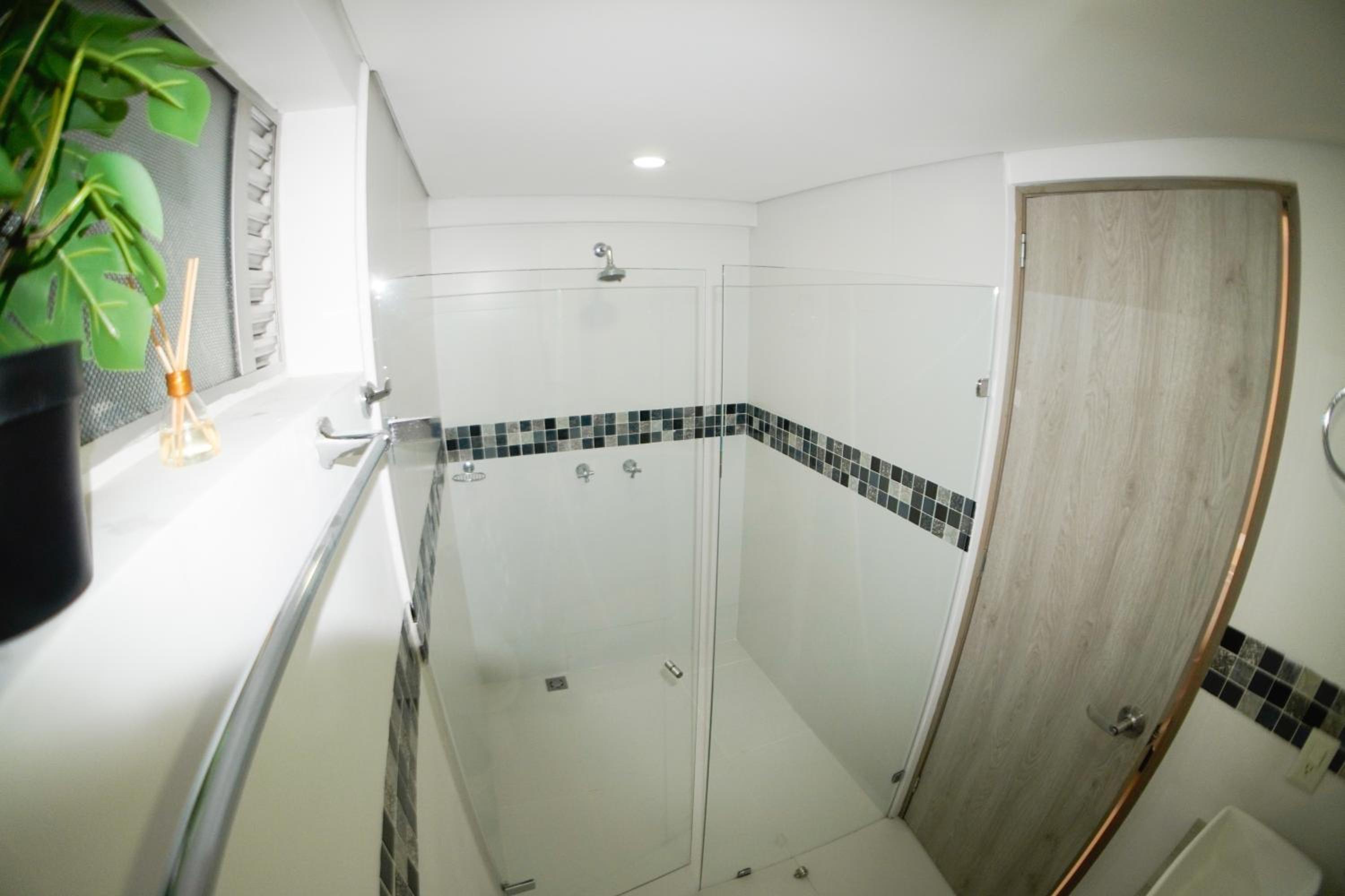2BR Bright & Cozy - Nature Views & Sounds