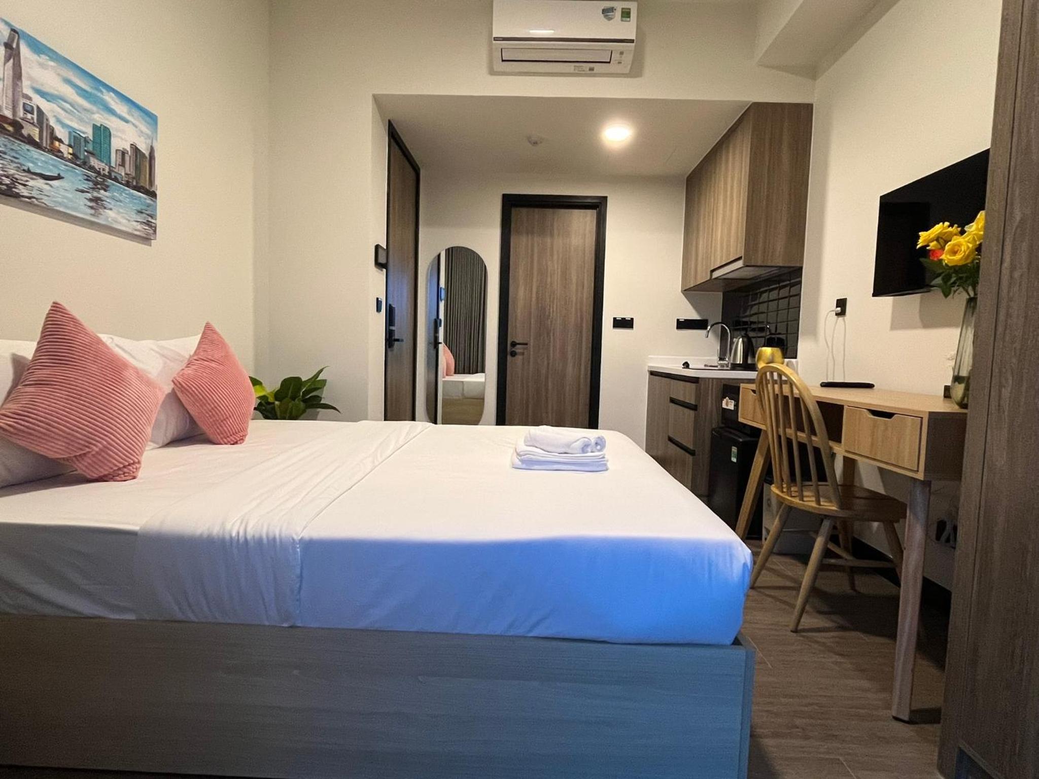 Tropical House - New Apartment at Delasol