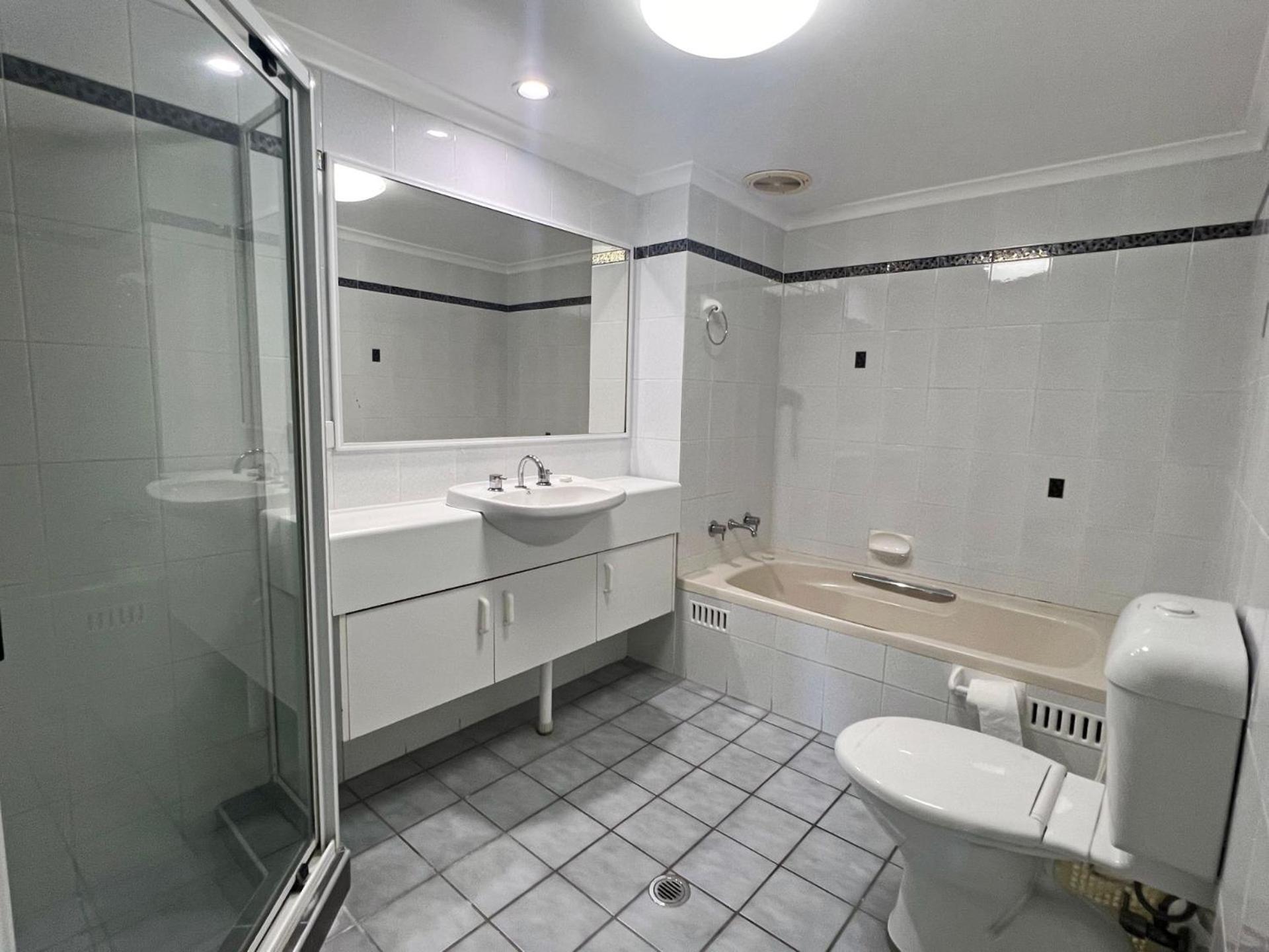 Beachview Apartment 1 - Bring your own linen view 3