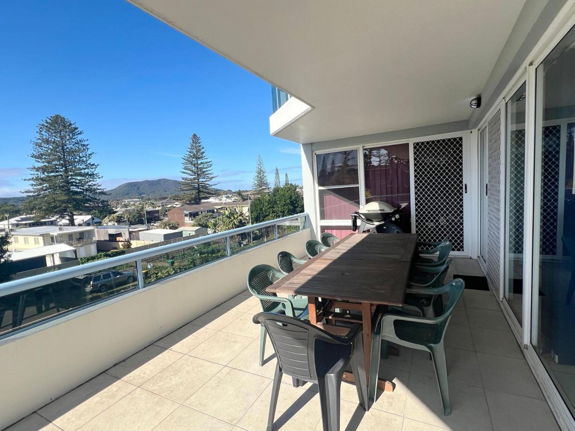 Beachview Apartment 1 - Bring your own linen view 4