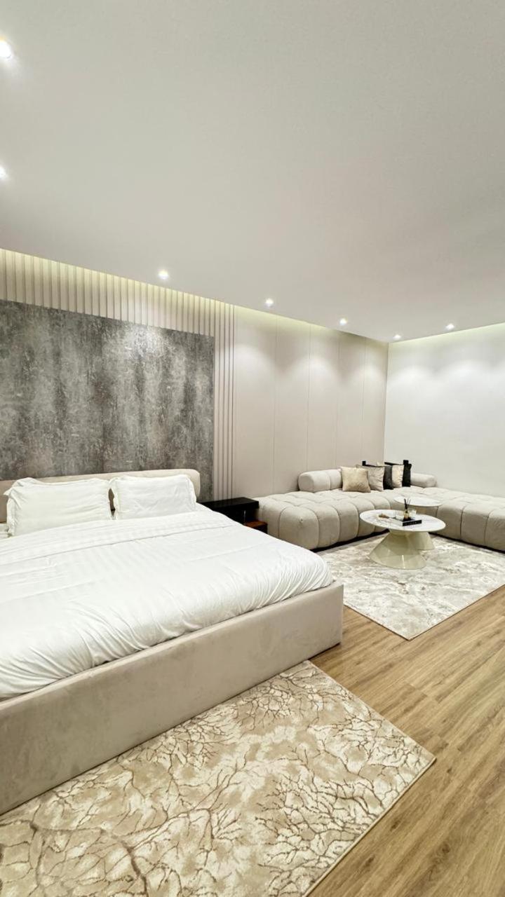 SAS Residence
